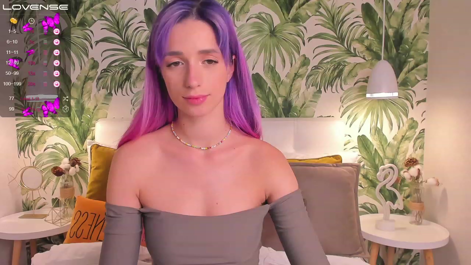 Gallery image thumbnail from EmiClark's myfreecams stream on, 03/09/2023, 10:41 image 13 of 20