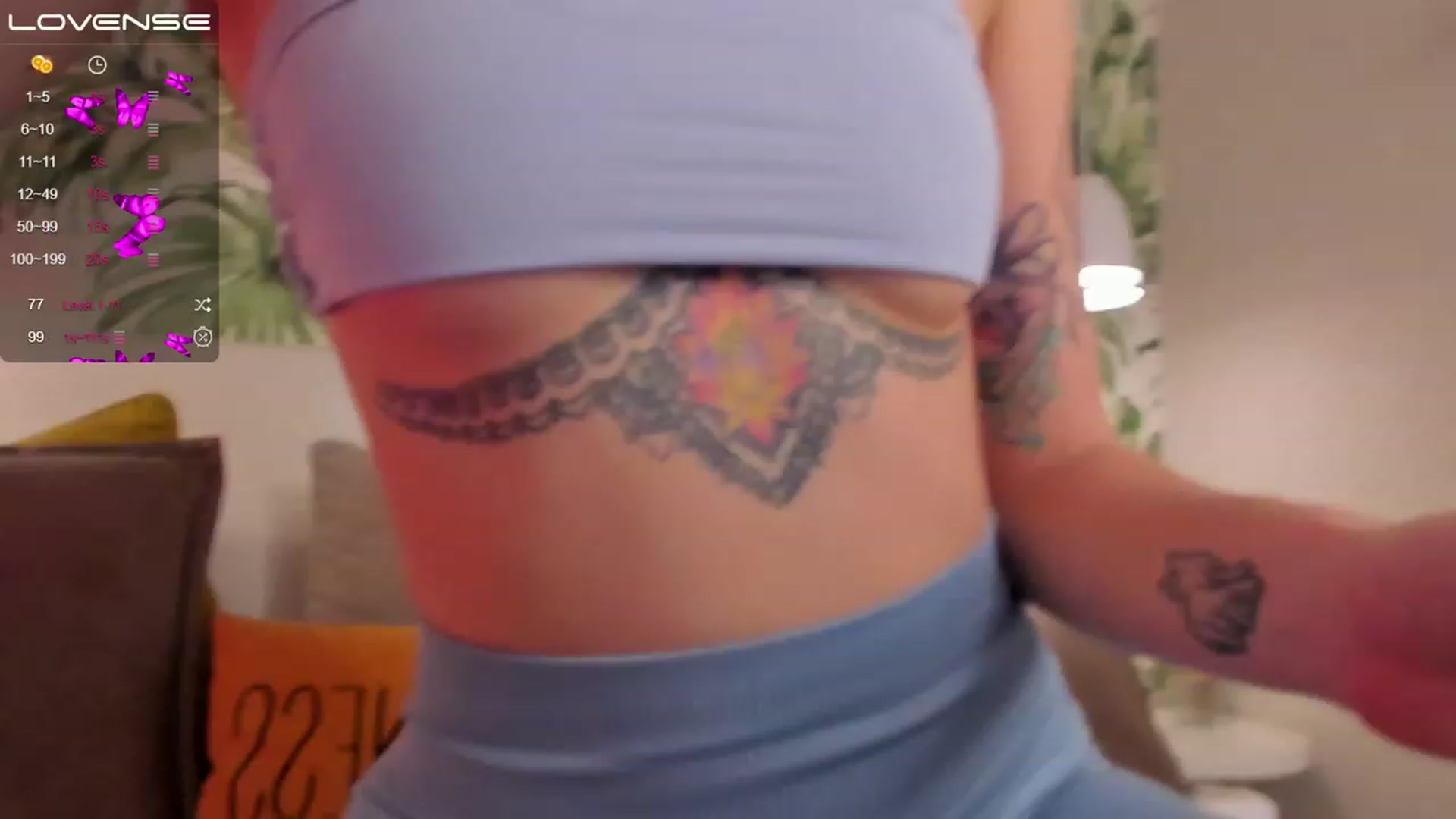 Gallery image thumbnail from EmiClark's myfreecams stream on, 03/10/2023, 15:20 image 8 of 20