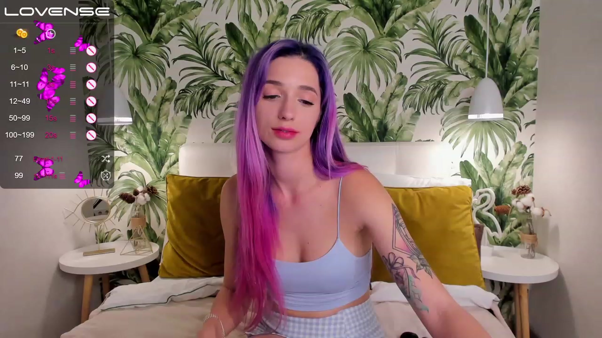 Gallery image thumbnail from EmiClark's myfreecams stream on, 03/14/2023, 17:51 image 6 of 20