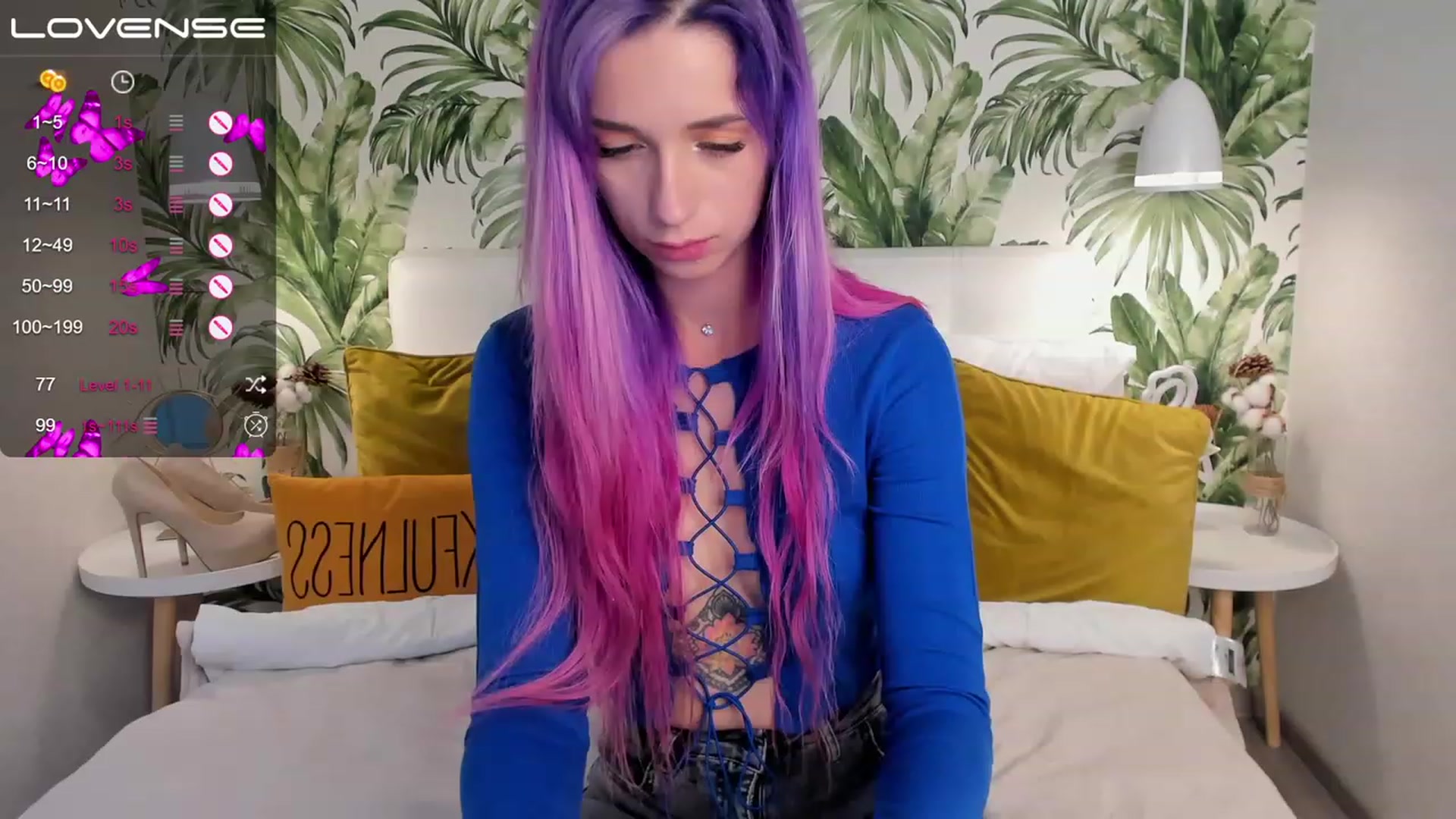 Gallery image thumbnail from EmiClark's myfreecams stream on, 03/15/2023, 15:10 image 7 of 20
