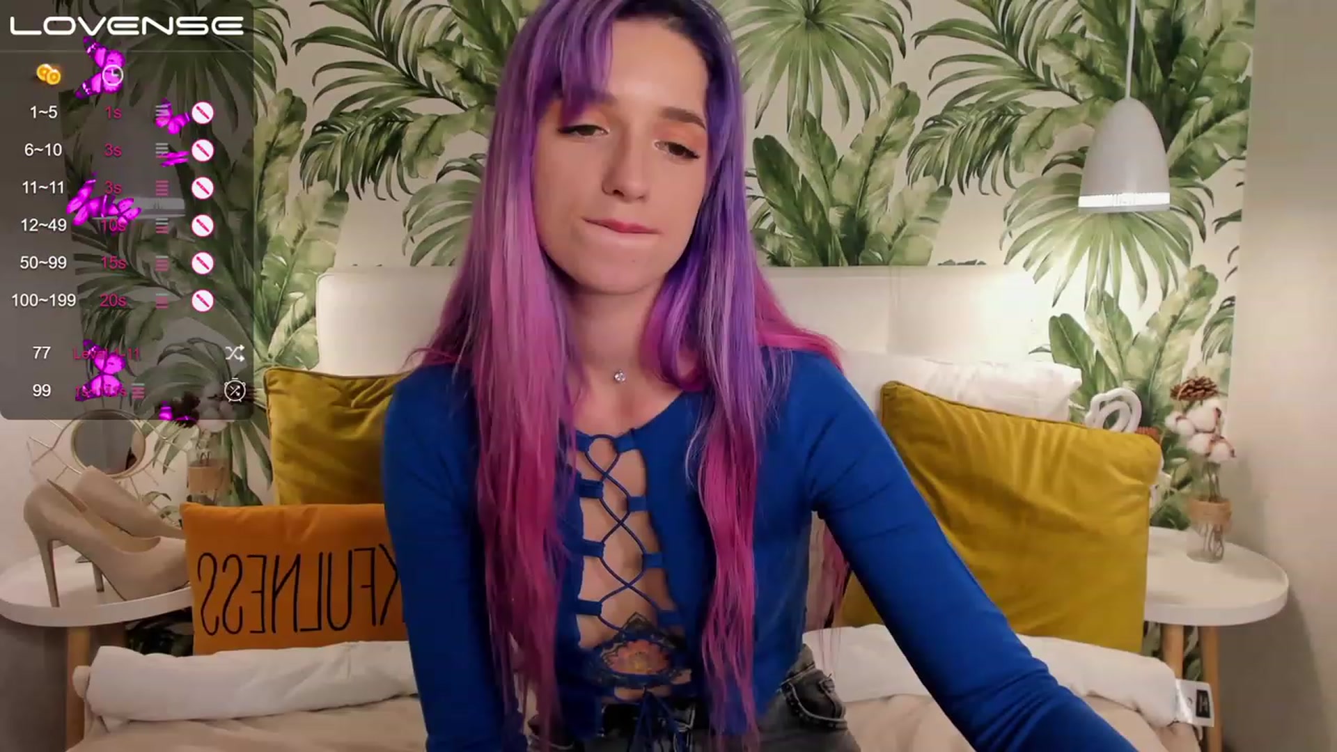 Gallery image thumbnail from EmiClark's myfreecams stream on, 03/15/2023, 18:56 image 6 of 20