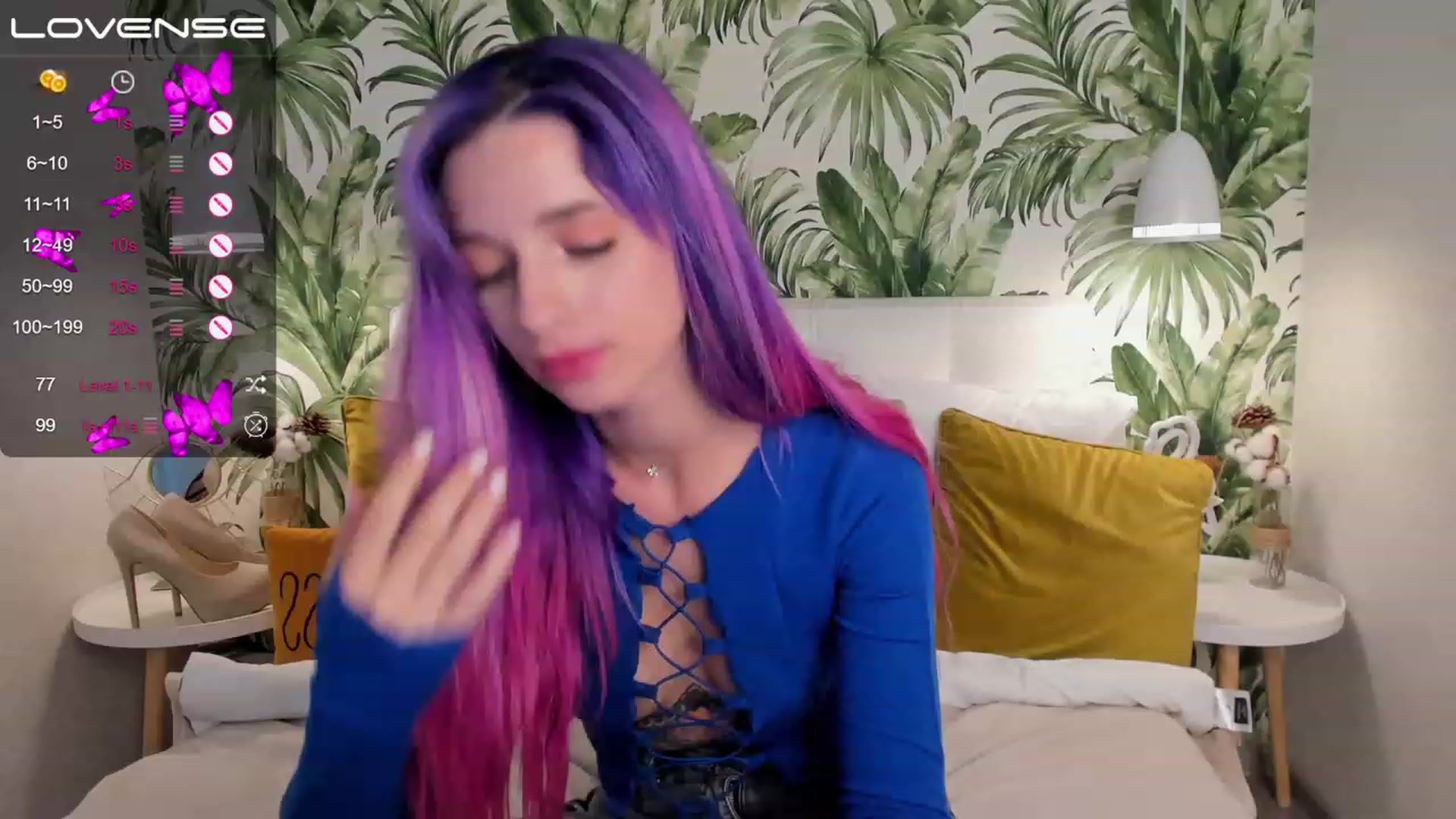 Gallery image thumbnail from EmiClark's myfreecams stream on, 03/15/2023, 18:56 image 3 of 20
