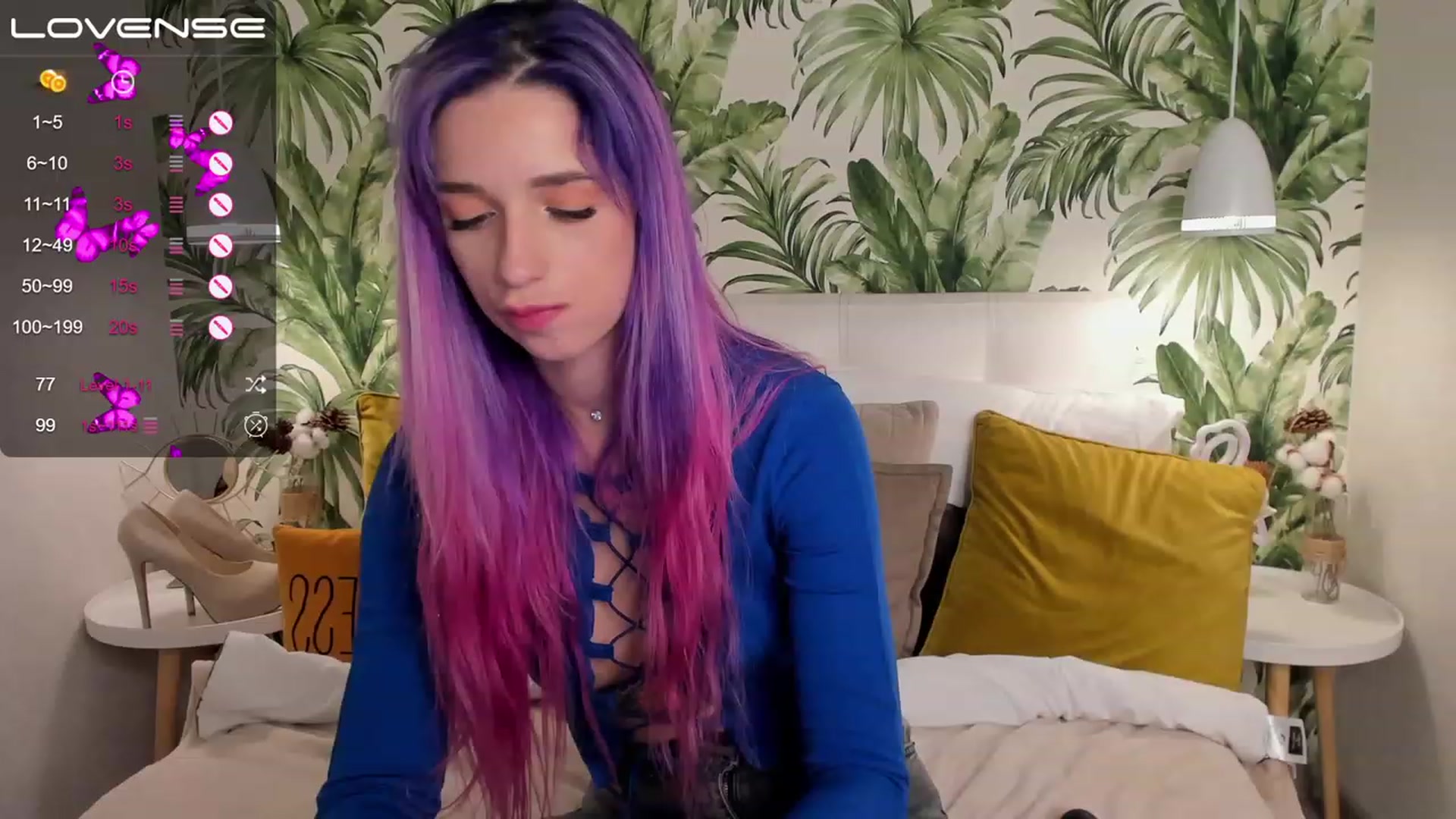 Gallery image thumbnail from EmiClark's myfreecams stream on, 03/15/2023, 18:56 image 12 of 20