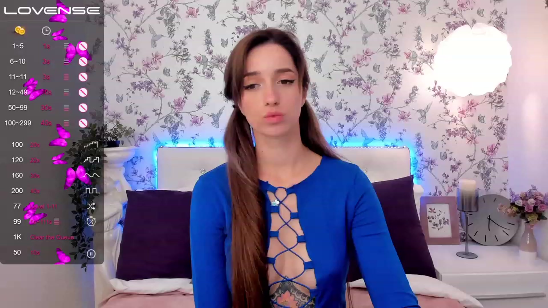 Gallery image thumbnail from EmiClark's myfreecams stream on, 03/24/2023, 18:20 image 1 of 20