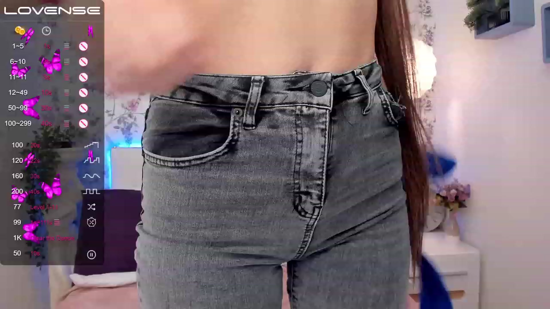 Gallery image thumbnail from EmiClark's myfreecams stream on, 03/24/2023, 18:39 image 1 of 20