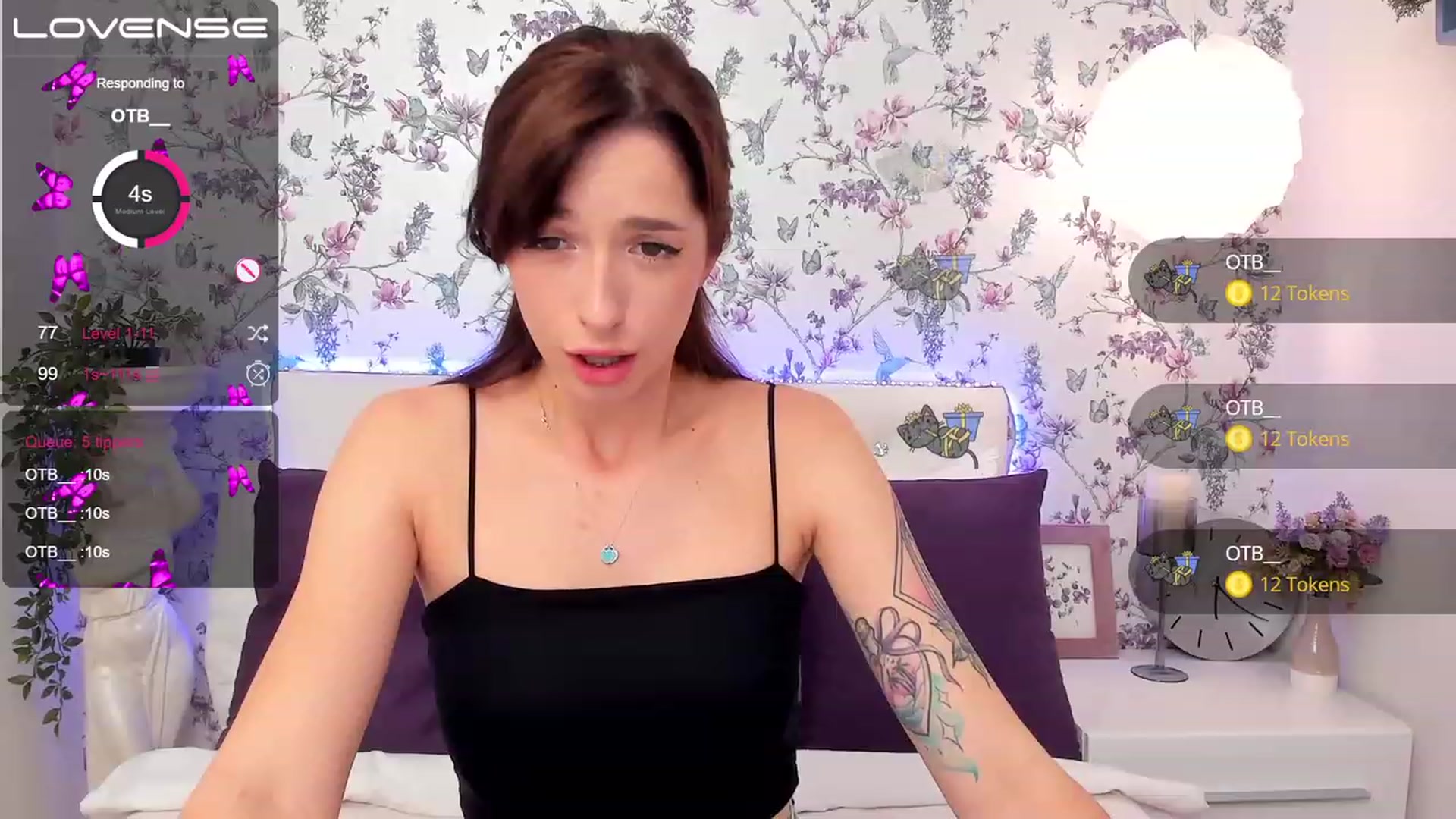 Gallery image thumbnail from EmiClark's myfreecams stream on, 03/31/2023, 08:38 image 16 of 20
