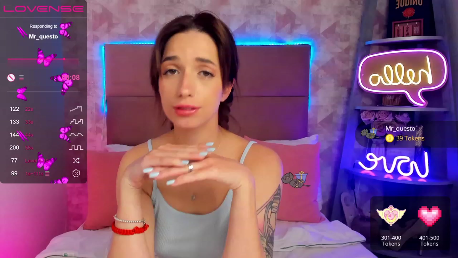 Gallery image thumbnail from EmiClark's myfreecams stream on, 04/25/2023, 16:02 image 4 of 20