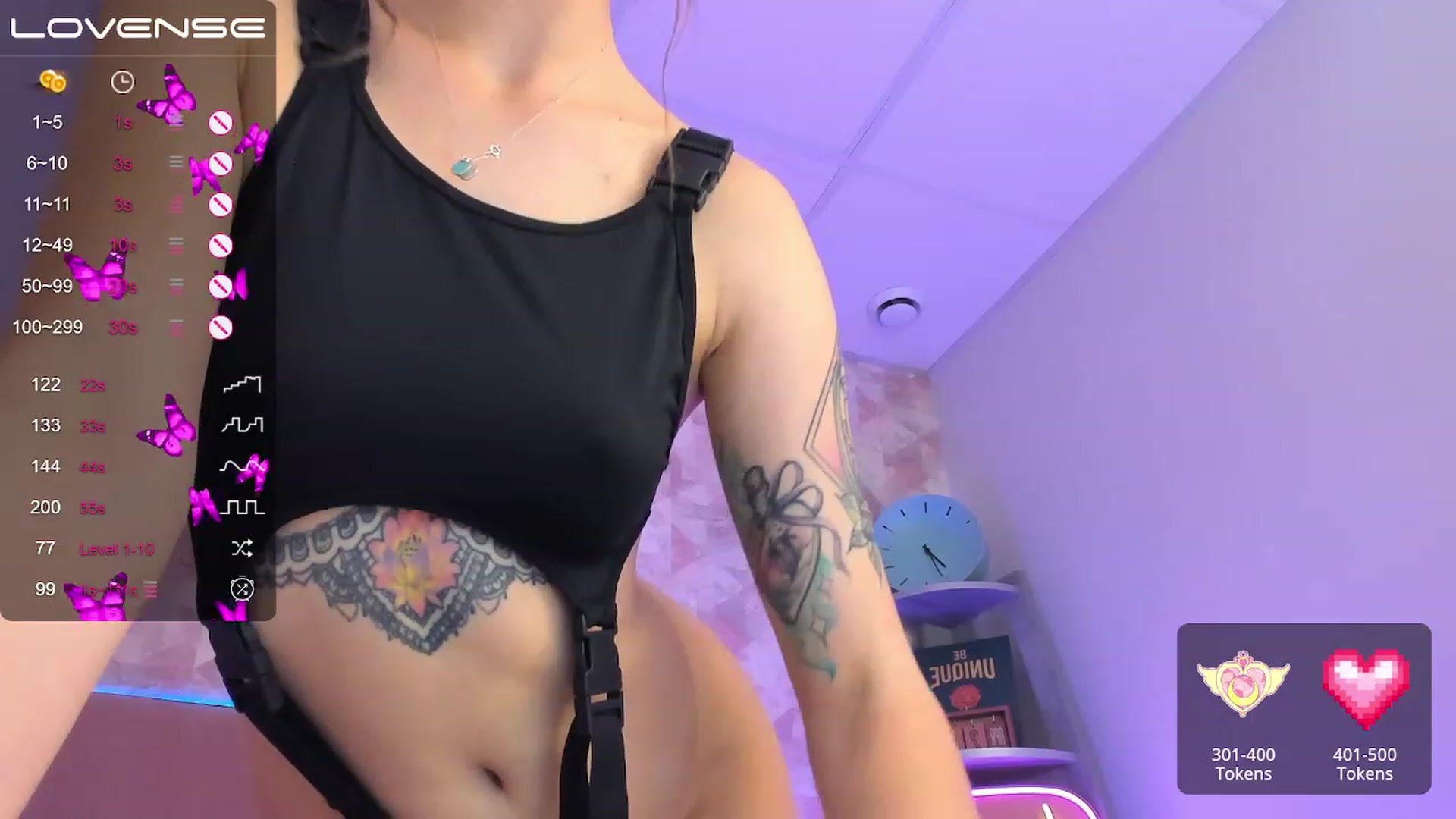 Gallery image thumbnail from EmiClark's myfreecams stream on, 04/30/2023, 13:19 image 4 of 20