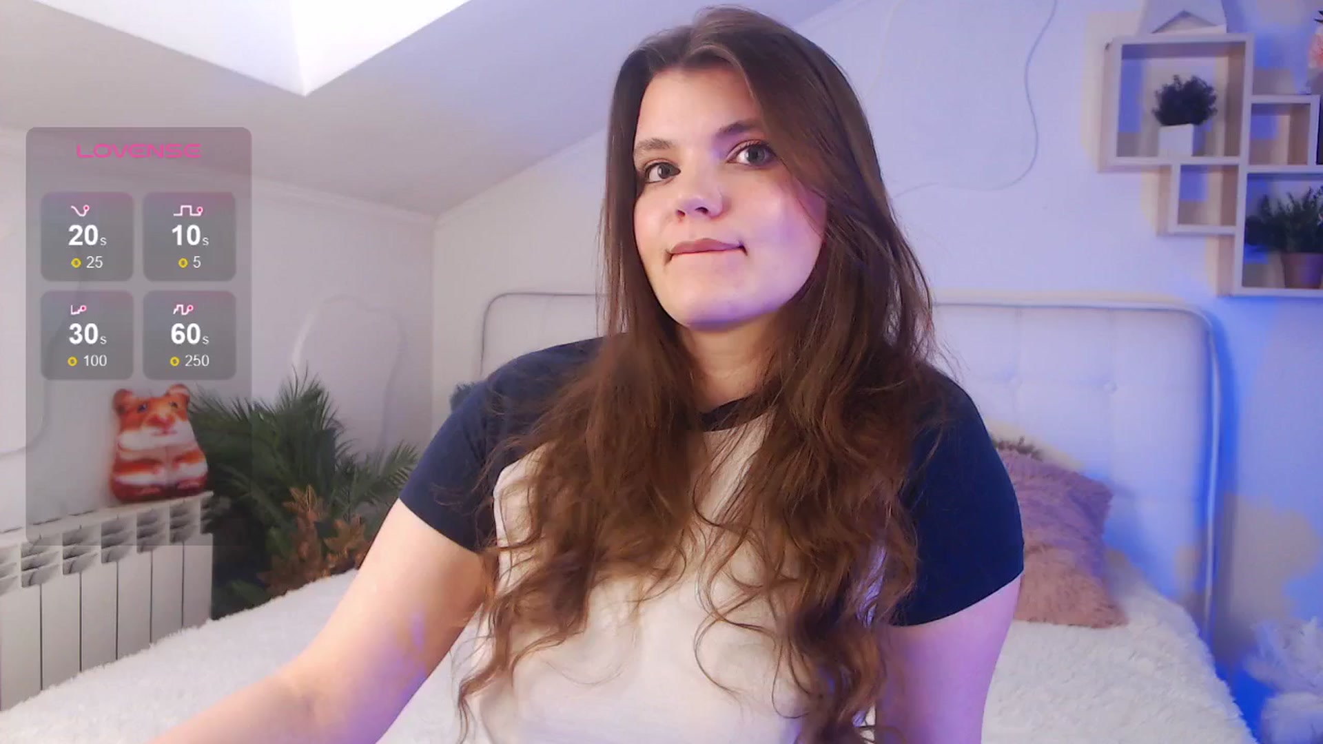 Gallery image thumbnail from EmiDavies's myfreecams stream on, 03/31/2025, 10:43 image 15 of 20