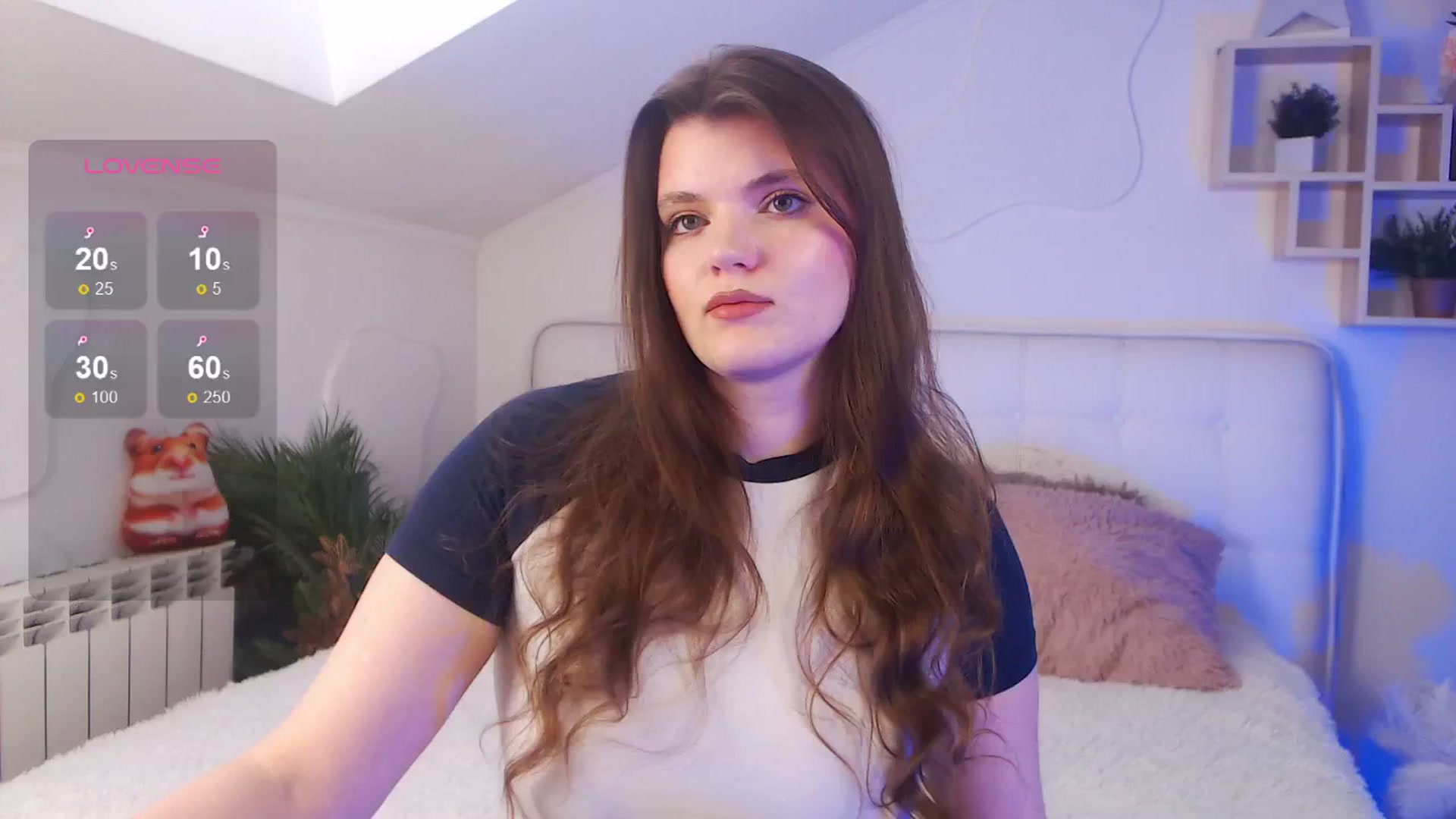 Gallery image thumbnail from EmiDavies's myfreecams stream on, 03/31/2025, 10:43 image 9 of 20