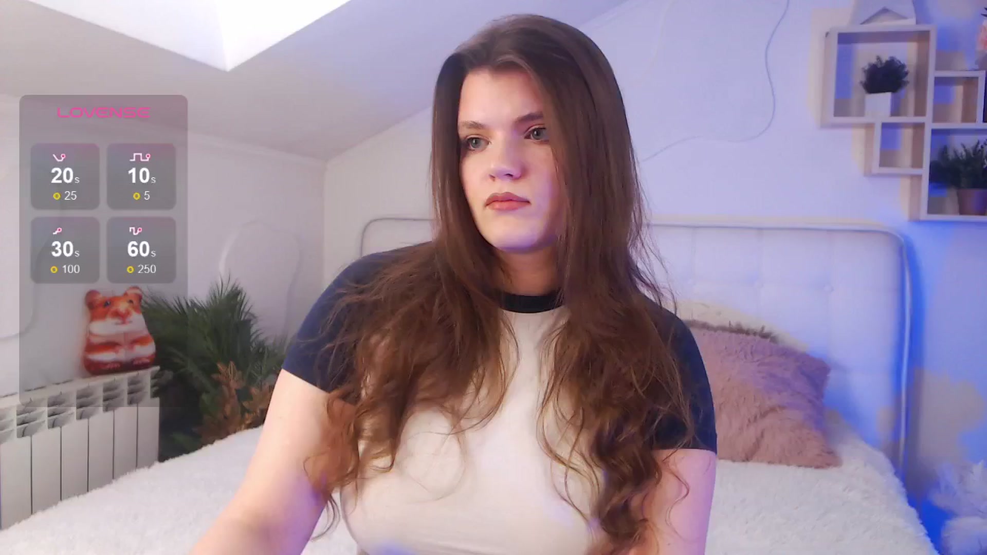 Gallery image thumbnail from EmiDavies's myfreecams stream on, 03/31/2025, 10:43 image 2 of 20