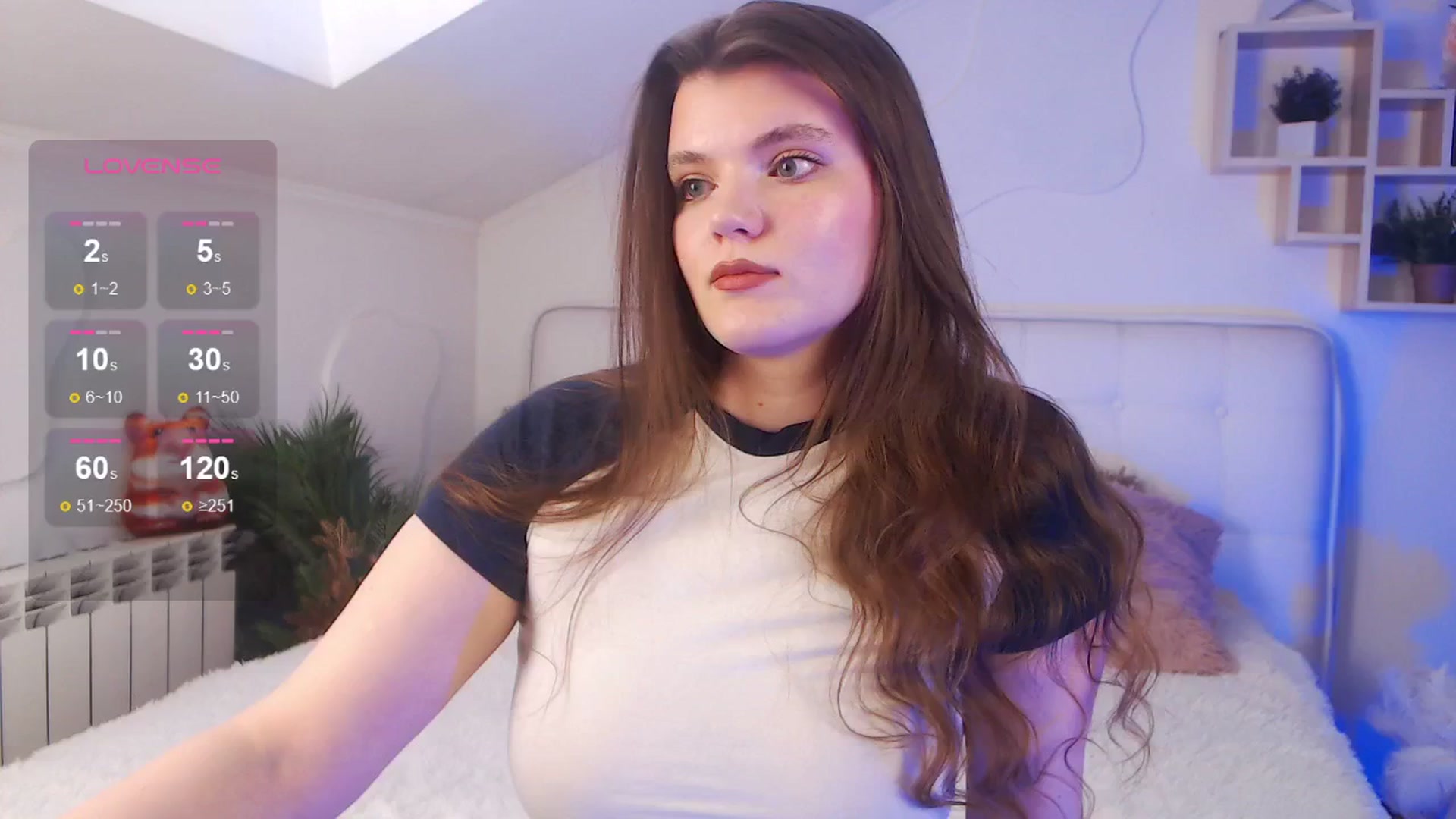 Gallery image thumbnail from EmiDavies's myfreecams stream on, 03/31/2025, 11:13 image 12 of 20