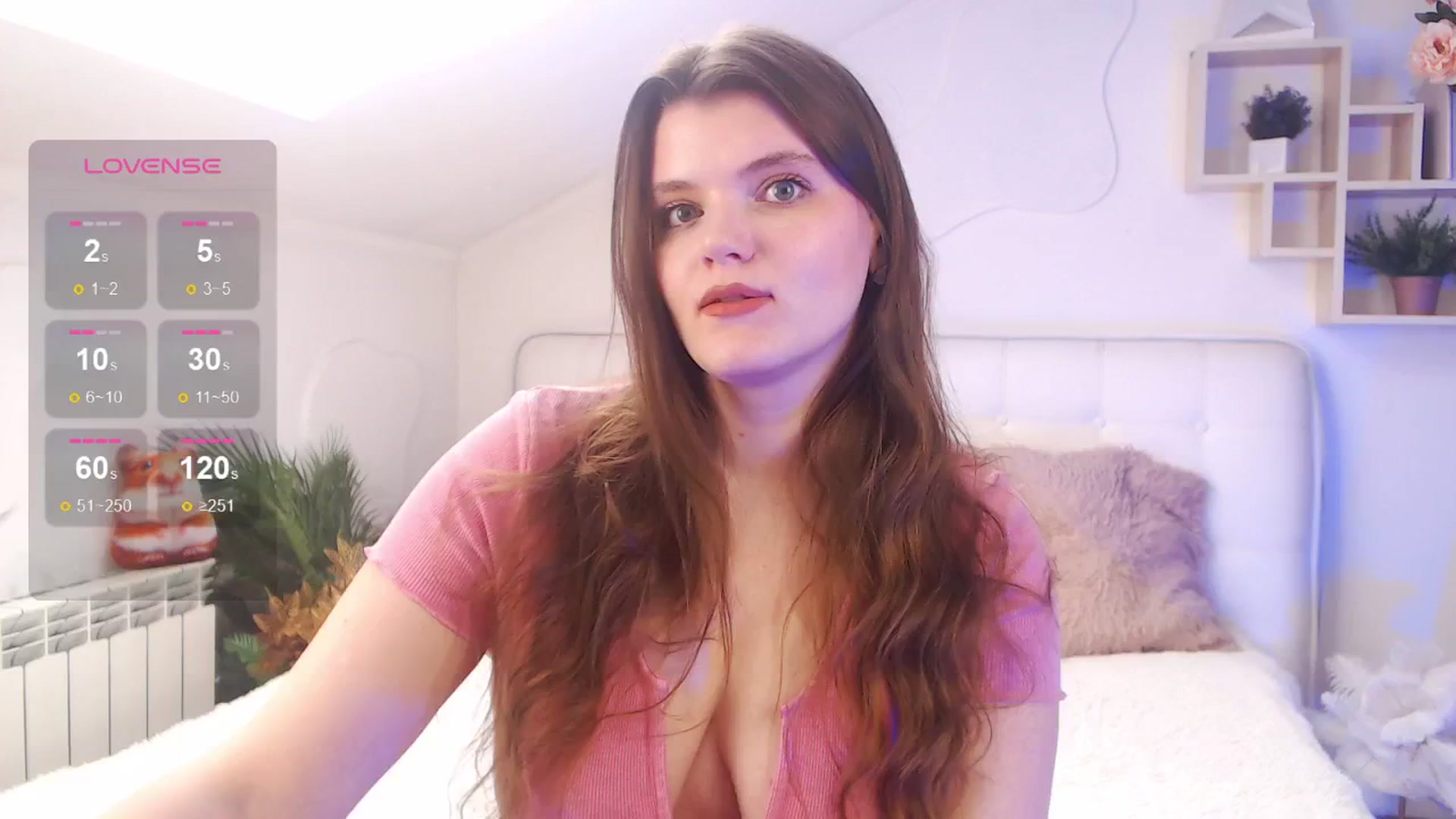 Gallery image thumbnail from EmiDavies's myfreecams stream on, 04/17/2025, 10:49 image 12 of 20