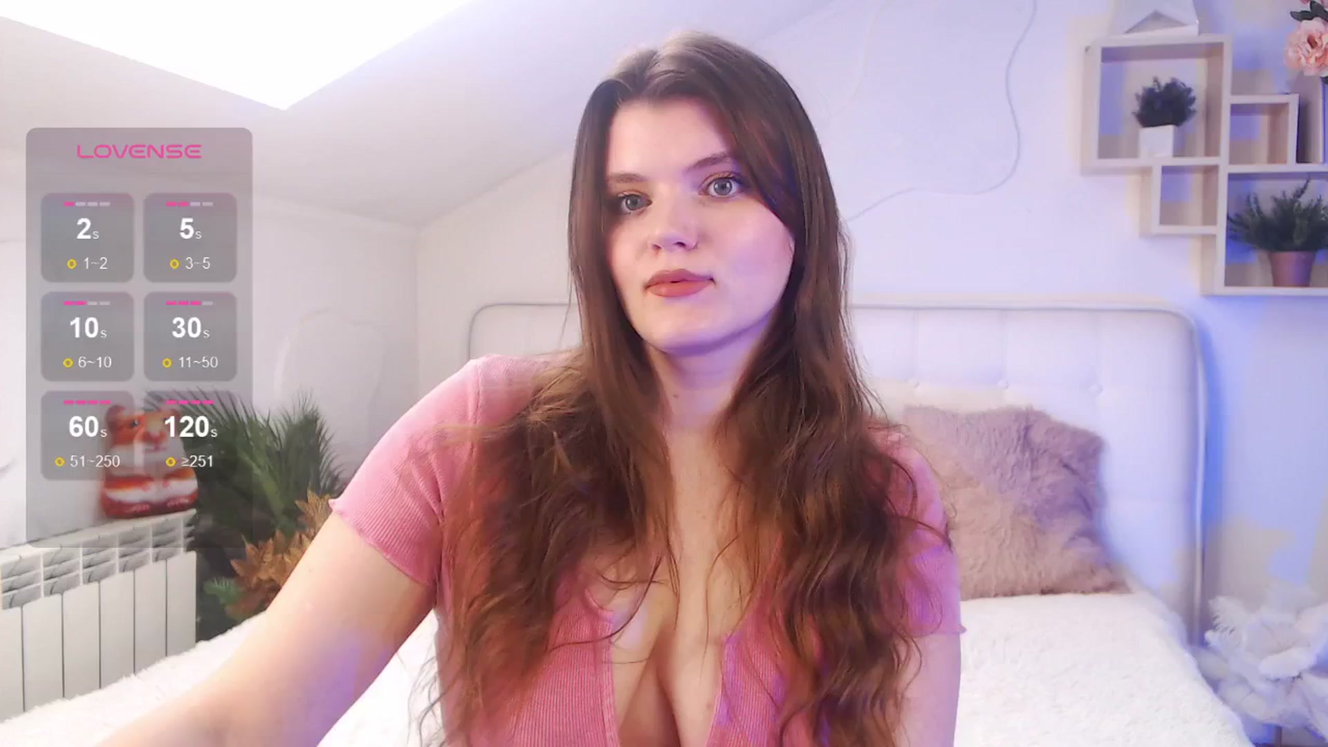 Gallery image thumbnail from EmiDavies's myfreecams stream on, 04/17/2025, 10:49 image 15 of 20