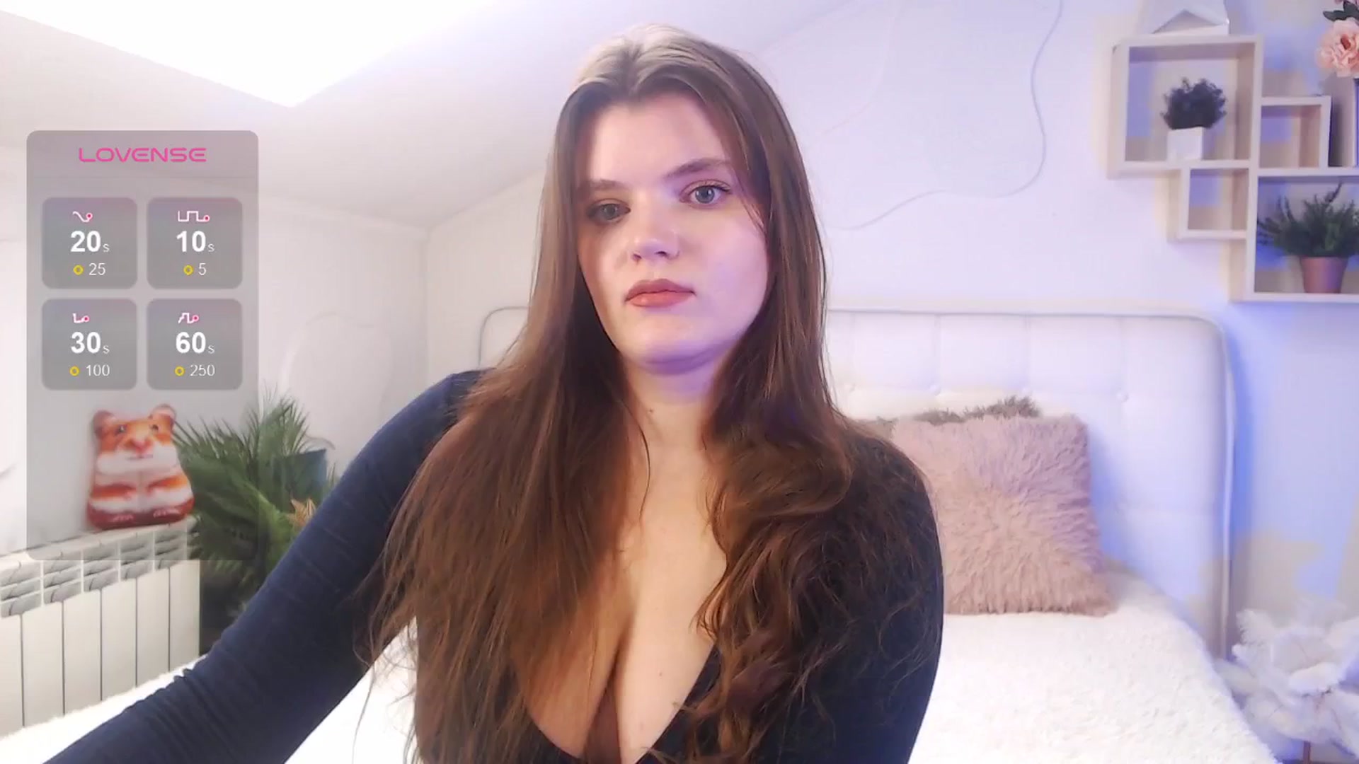 Gallery image thumbnail from EmiDavies's myfreecams stream on, 04/18/2025, 11:28 image 10 of 20