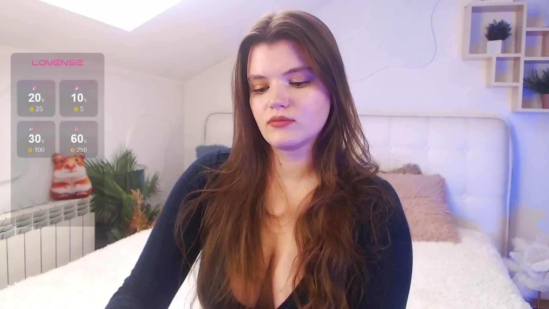 Gallery image thumbnail from EmiDavies's myfreecams stream on, 04/18/2025, 14:35 image 19 of 20