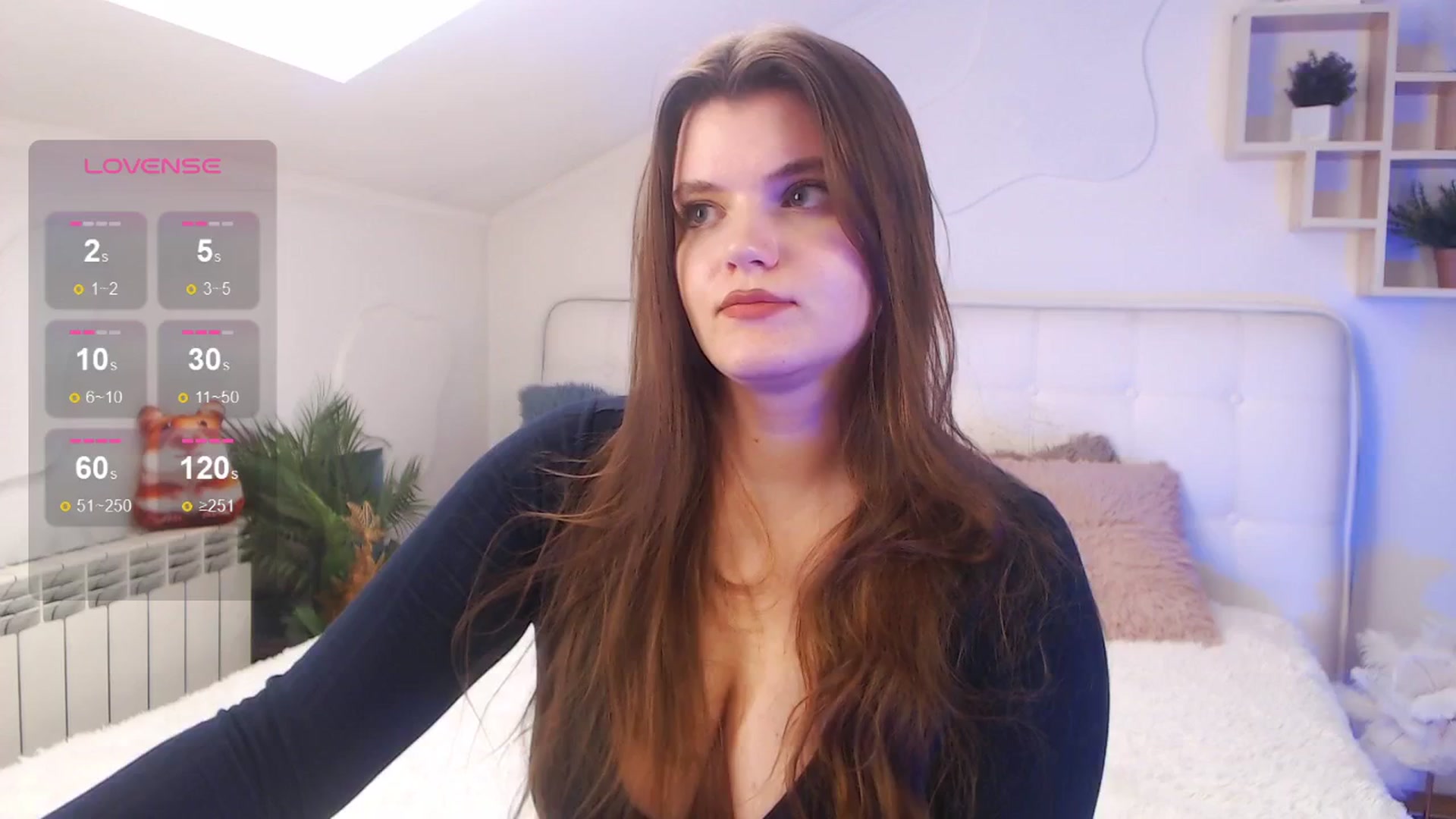 Gallery image thumbnail from EmiDavies's myfreecams stream on, 04/18/2025, 14:35 image 20 of 20