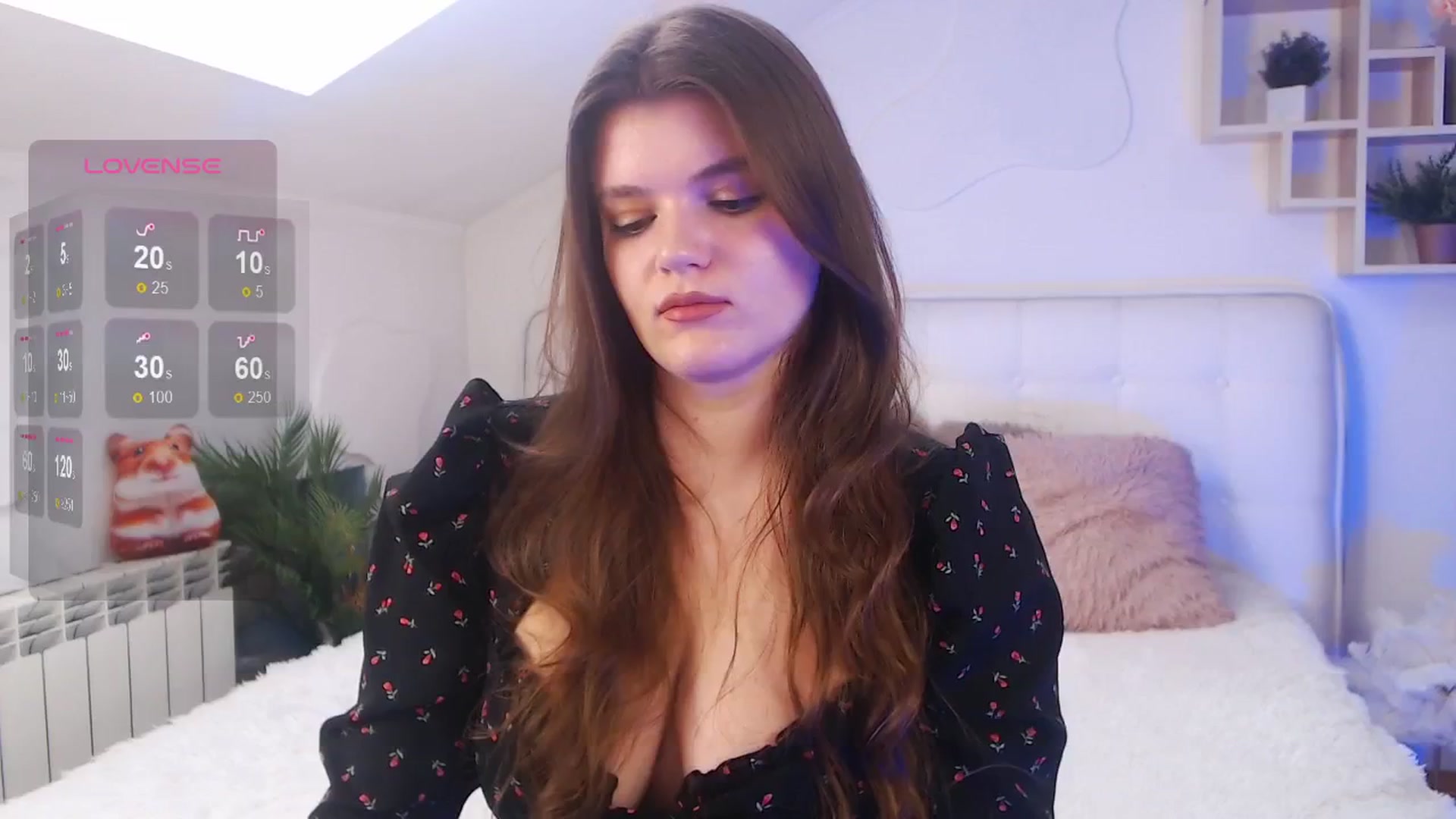 Gallery image thumbnail from EmiDavies's myfreecams stream on, 04/23/2025, 11:40 image 11 of 20