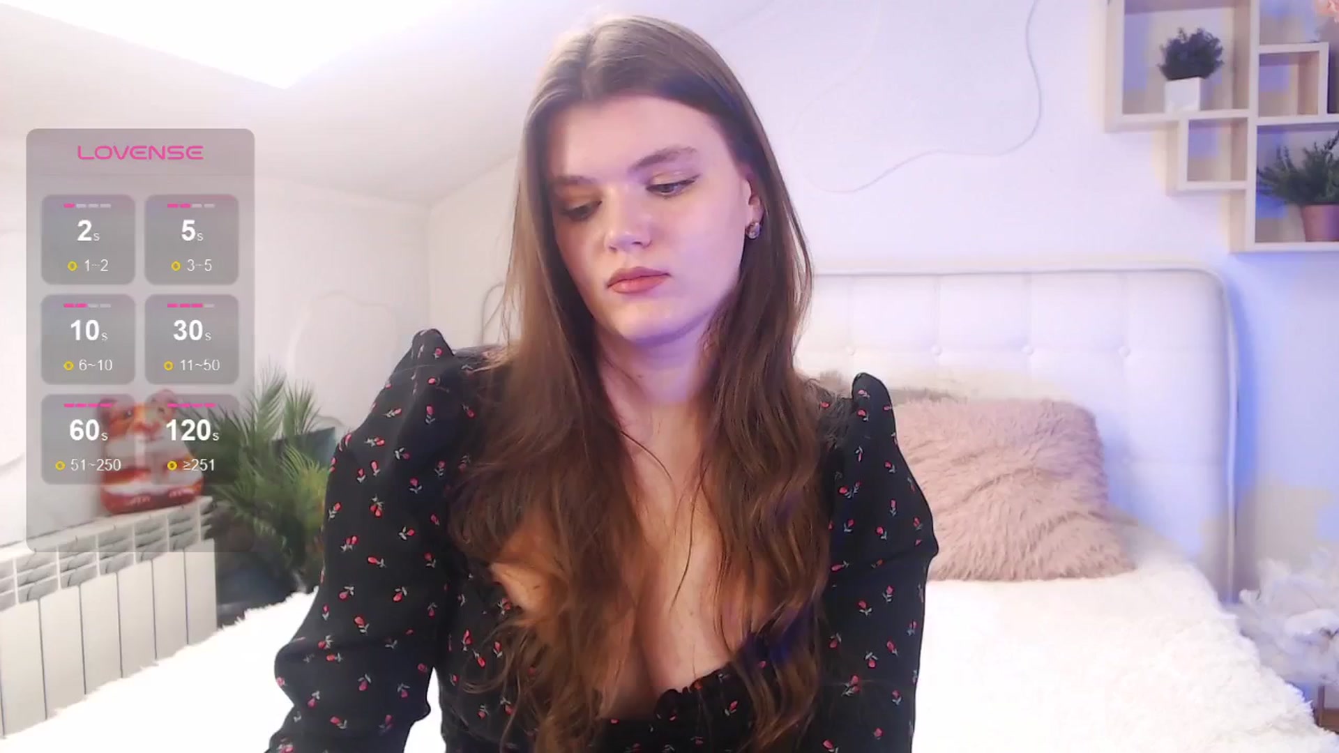 Gallery image thumbnail from EmiDavies's myfreecams stream on, 04/23/2025, 11:40 image 12 of 20