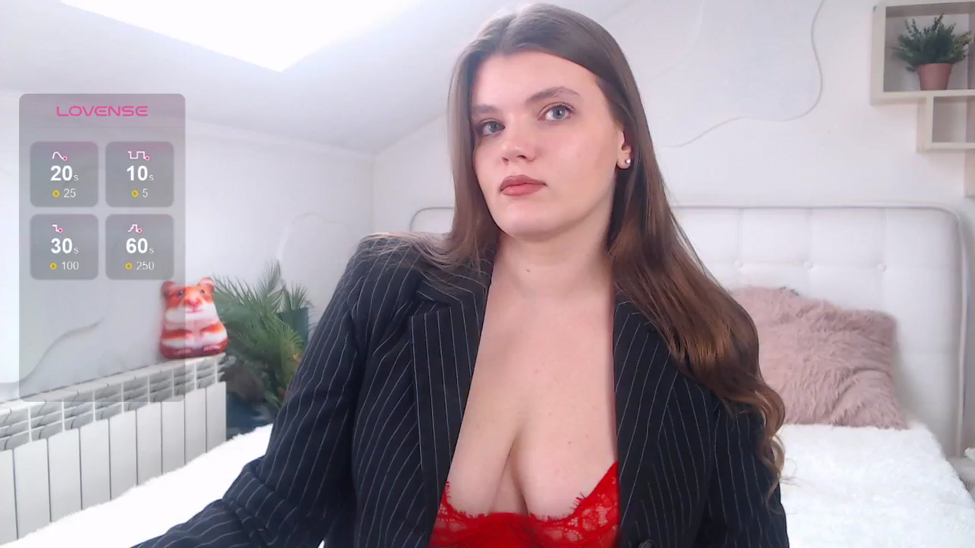 Gallery image thumbnail from EmiDavies's myfreecams stream on, 04/27/2025, 10:49 image 18 of 20