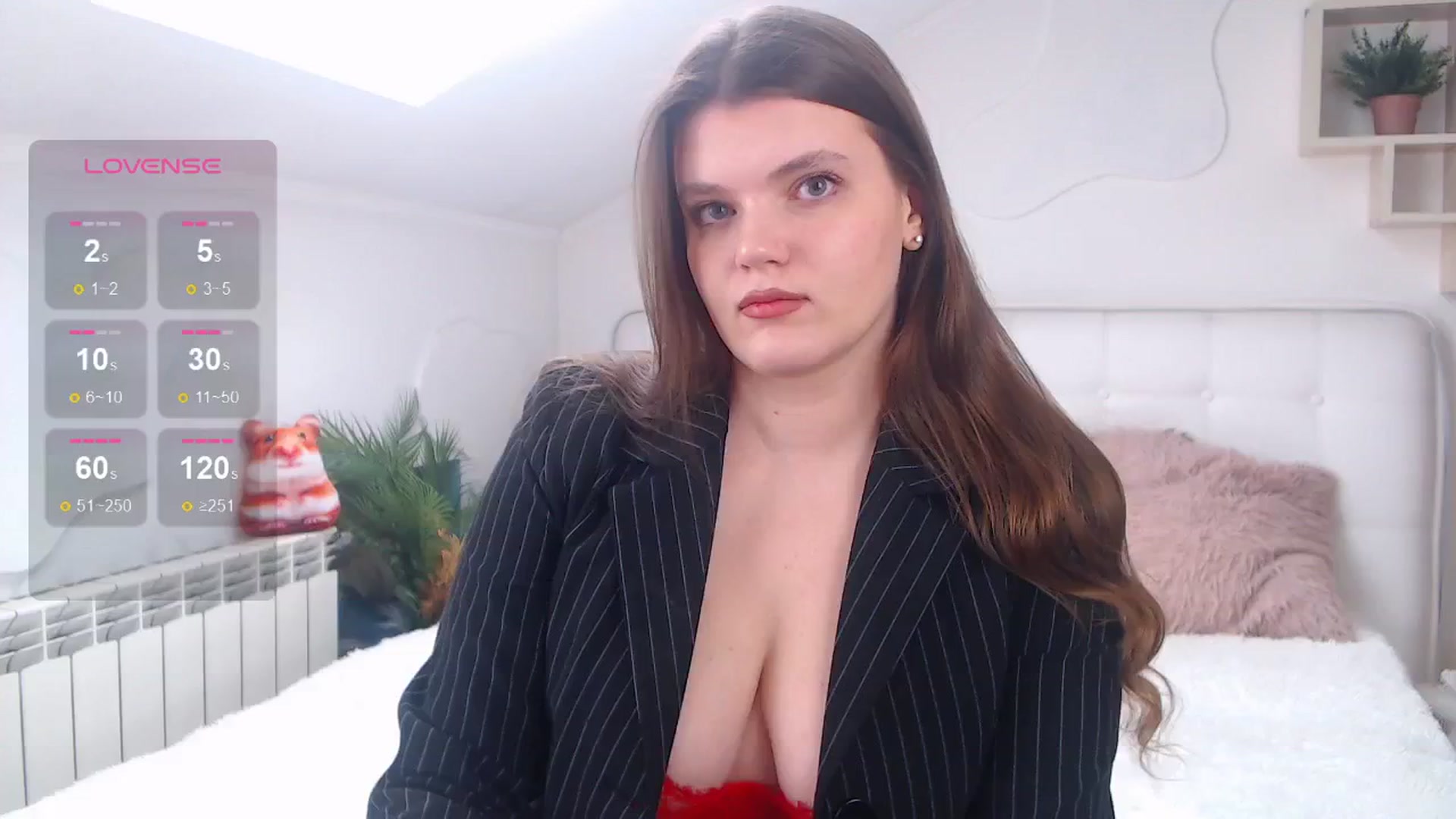 Gallery image thumbnail from EmiDavies's myfreecams stream on, 04/27/2025, 10:49 image 11 of 20