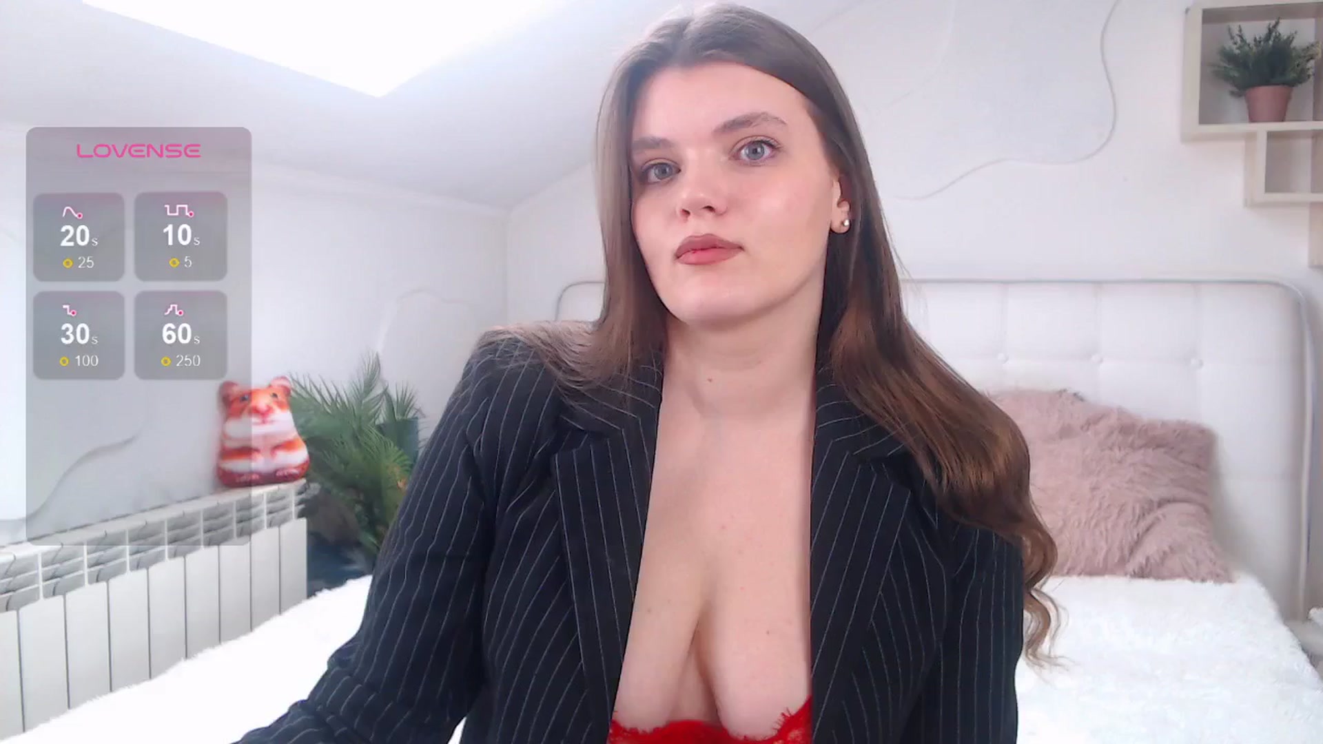 Gallery image thumbnail from EmiDavies's myfreecams stream on, 04/27/2025, 10:49 image 8 of 20