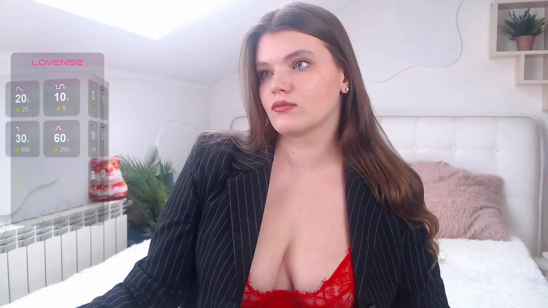 Gallery image thumbnail from EmiDavies's myfreecams stream on, 04/27/2025, 10:49 image 17 of 20