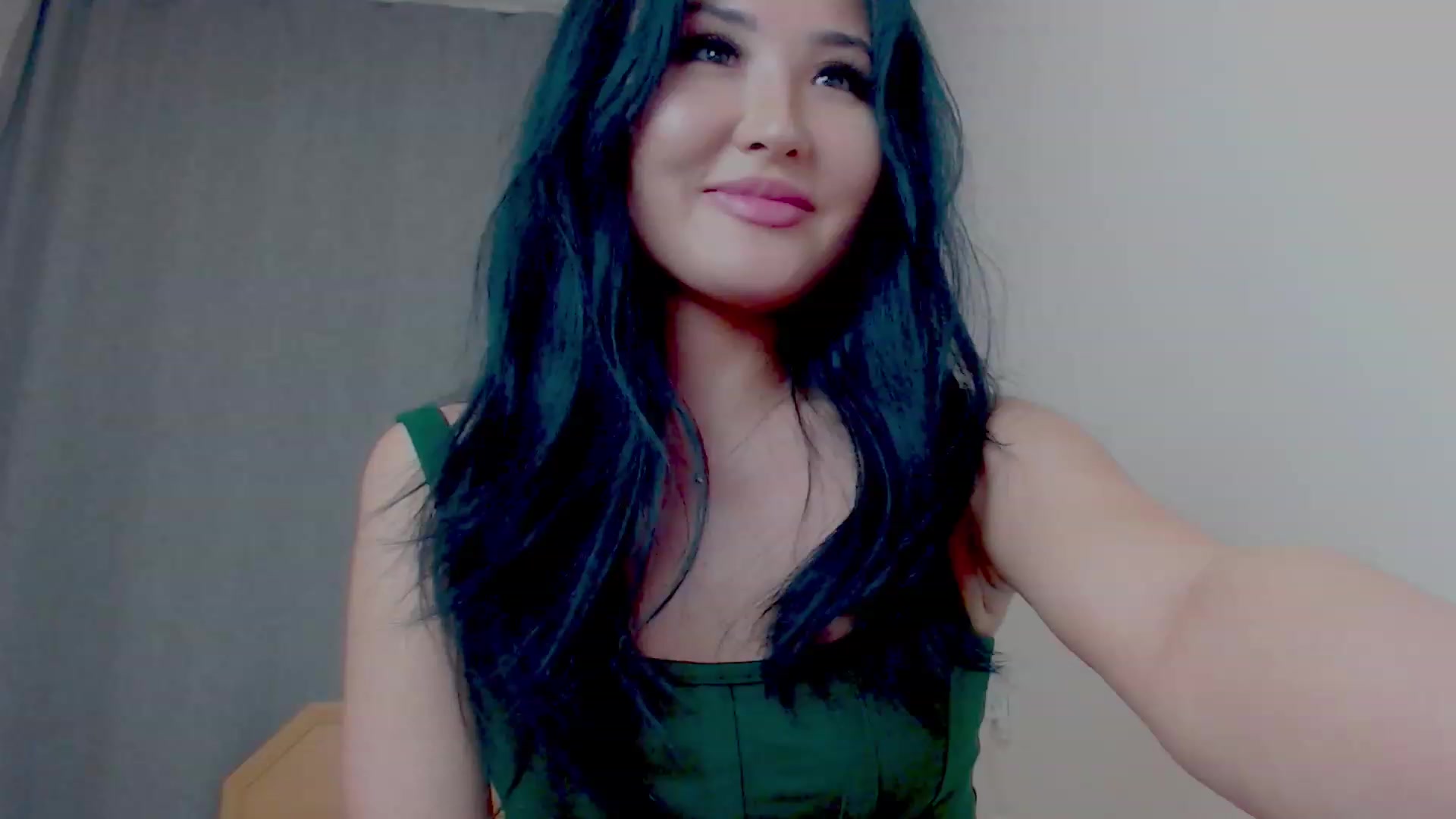 Gallery image thumbnail from Emi_dream's myfreecams stream on, 04/17/2023, 14:48 image 5 of 20