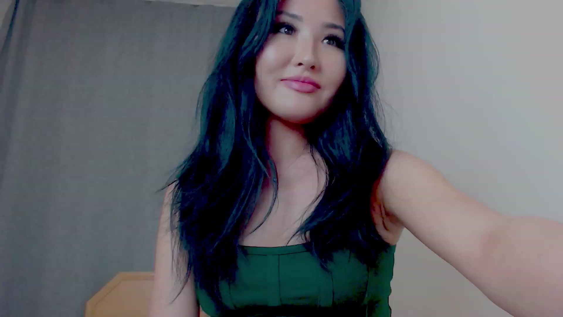 Gallery image thumbnail from Emi_dream's myfreecams stream on, 04/17/2023, 14:48 image 1 of 20