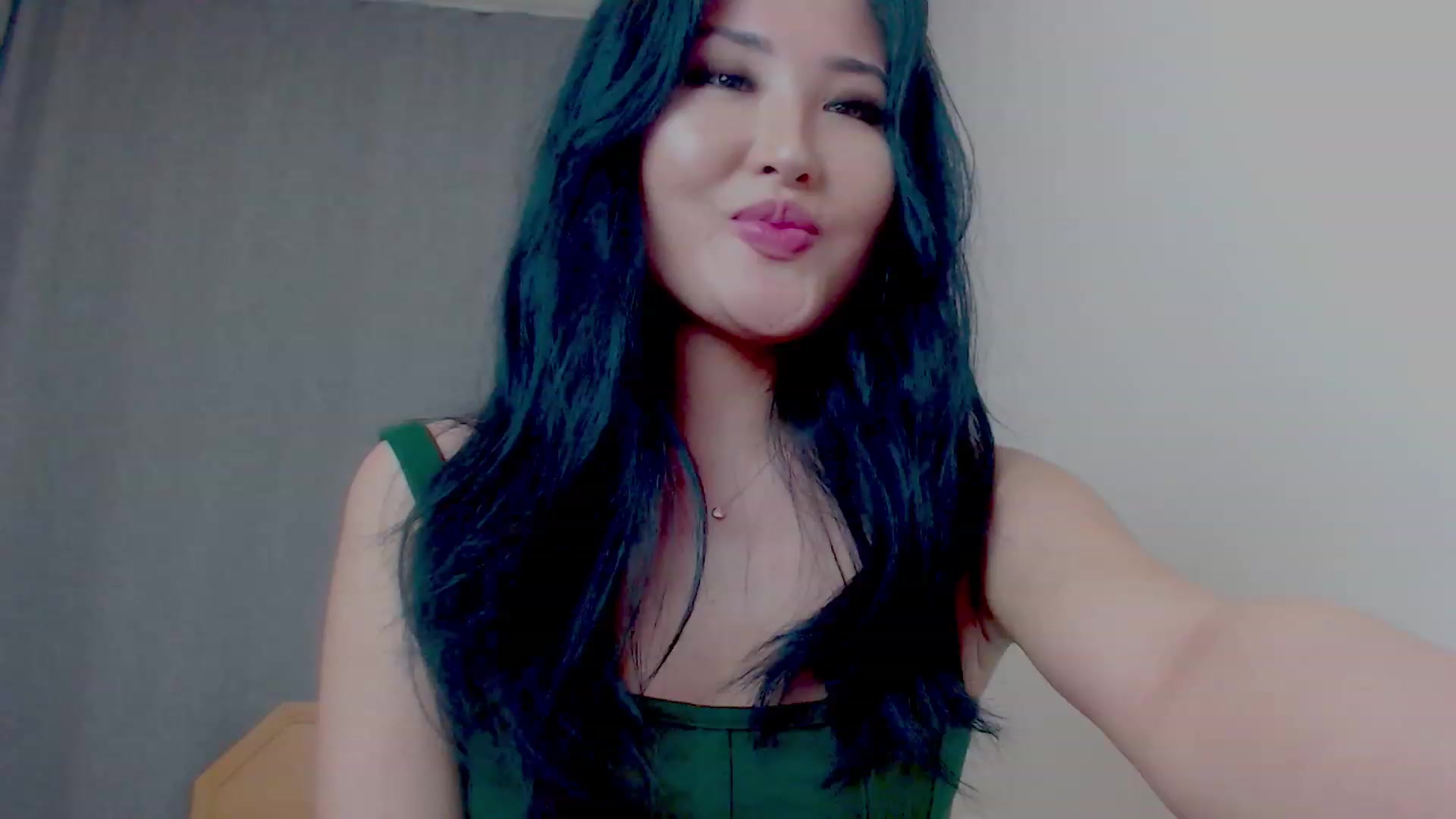 Gallery image thumbnail from Emi_dream's myfreecams stream on, 04/17/2023, 14:48 image 13 of 20