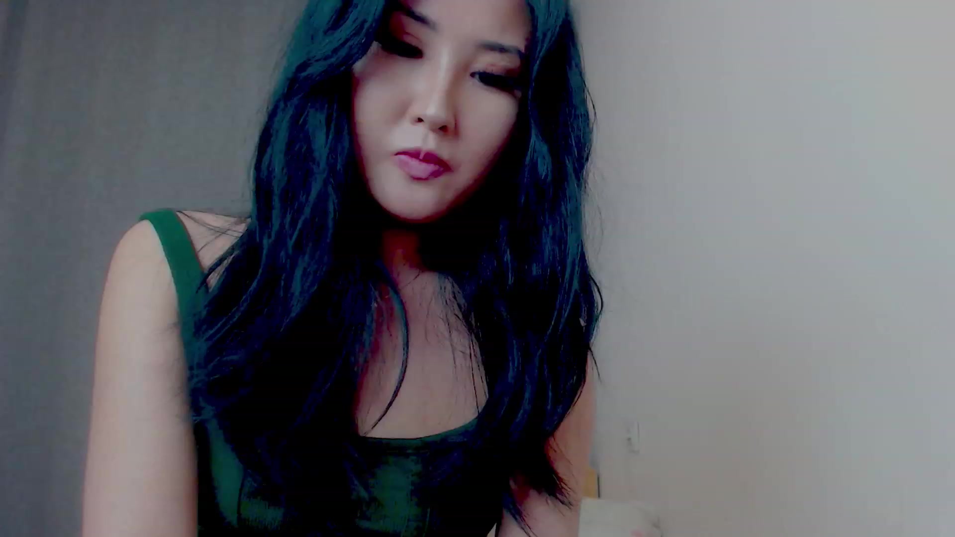 Gallery image thumbnail from Emi_dream's myfreecams stream on, 04/17/2023, 14:48 image 17 of 20