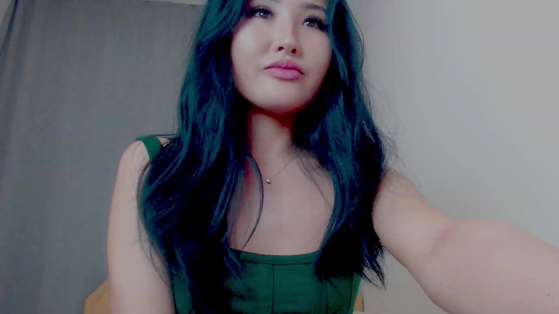 Gallery image thumbnail from Emi_dream's myfreecams stream on, 04/17/2023, 14:48 image 9 of 20