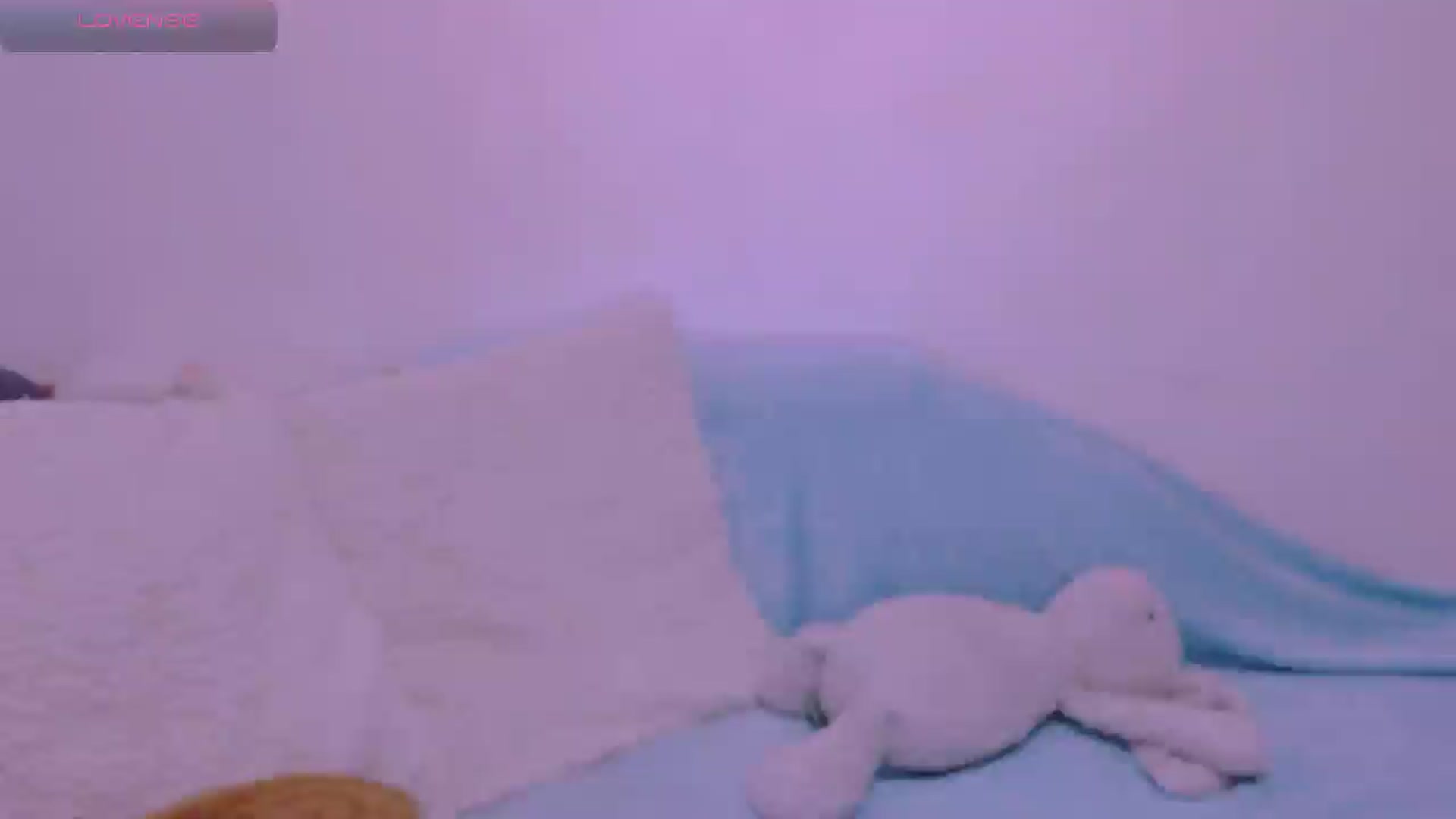 Gallery image thumbnail from Emi_loveme's myfreecams stream on, 02/01/2025, 12:15 image 15 of 20