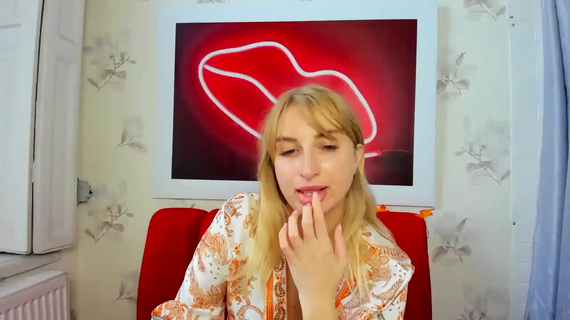 Gallery image thumbnail from EmiilyCandy's myfreecams stream on, 11/20/2024, 12:51 image 13 of 20
