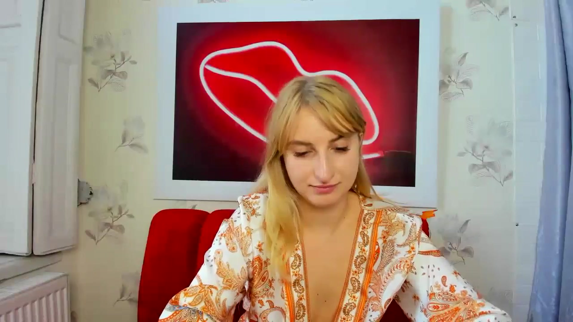 Gallery image thumbnail from EmiilyCandy's myfreecams stream on, 11/20/2024, 12:51 image 15 of 20