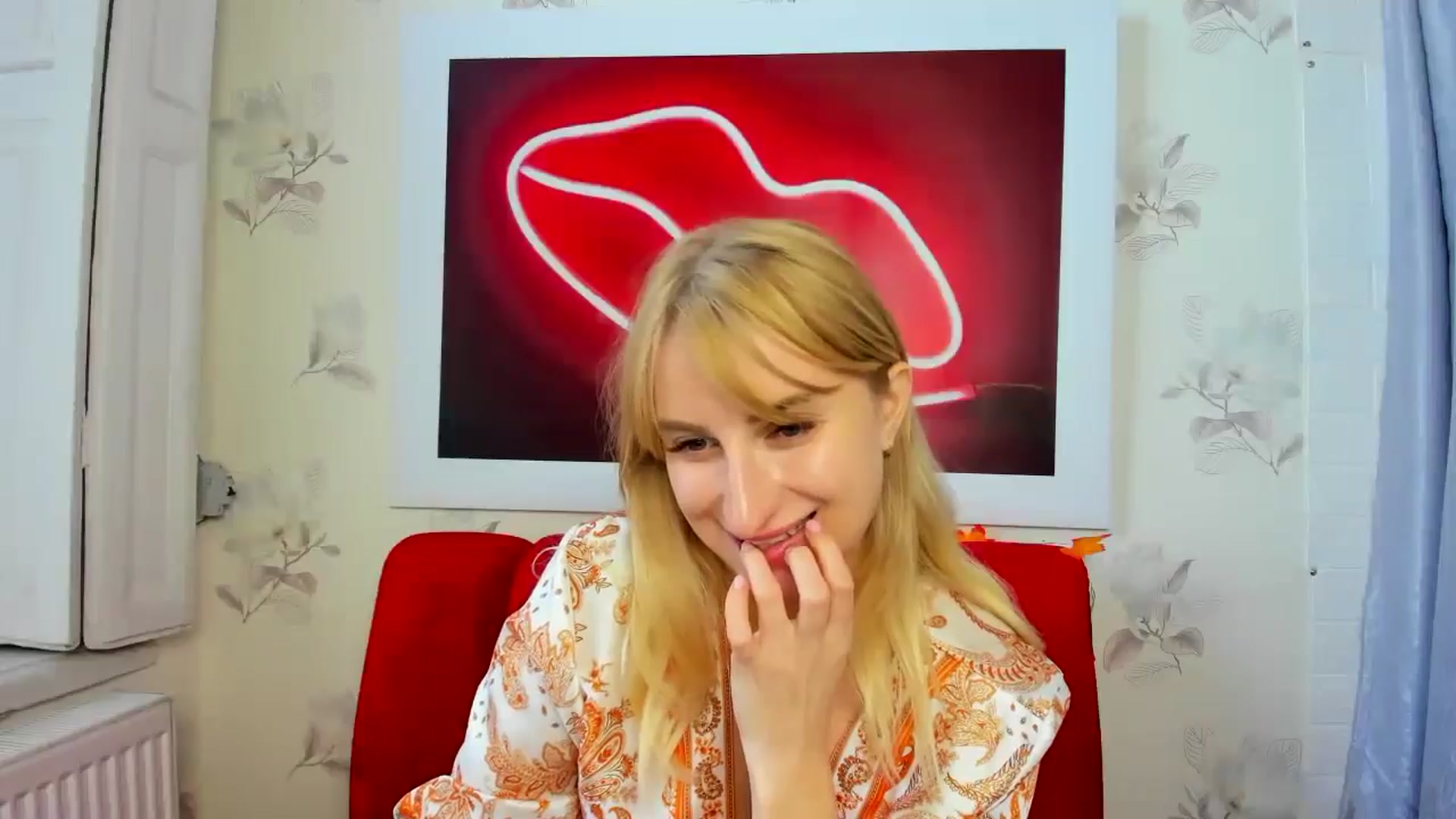 Gallery image thumbnail from EmiilyCandy's myfreecams stream on, 11/20/2024, 12:51 image 14 of 20