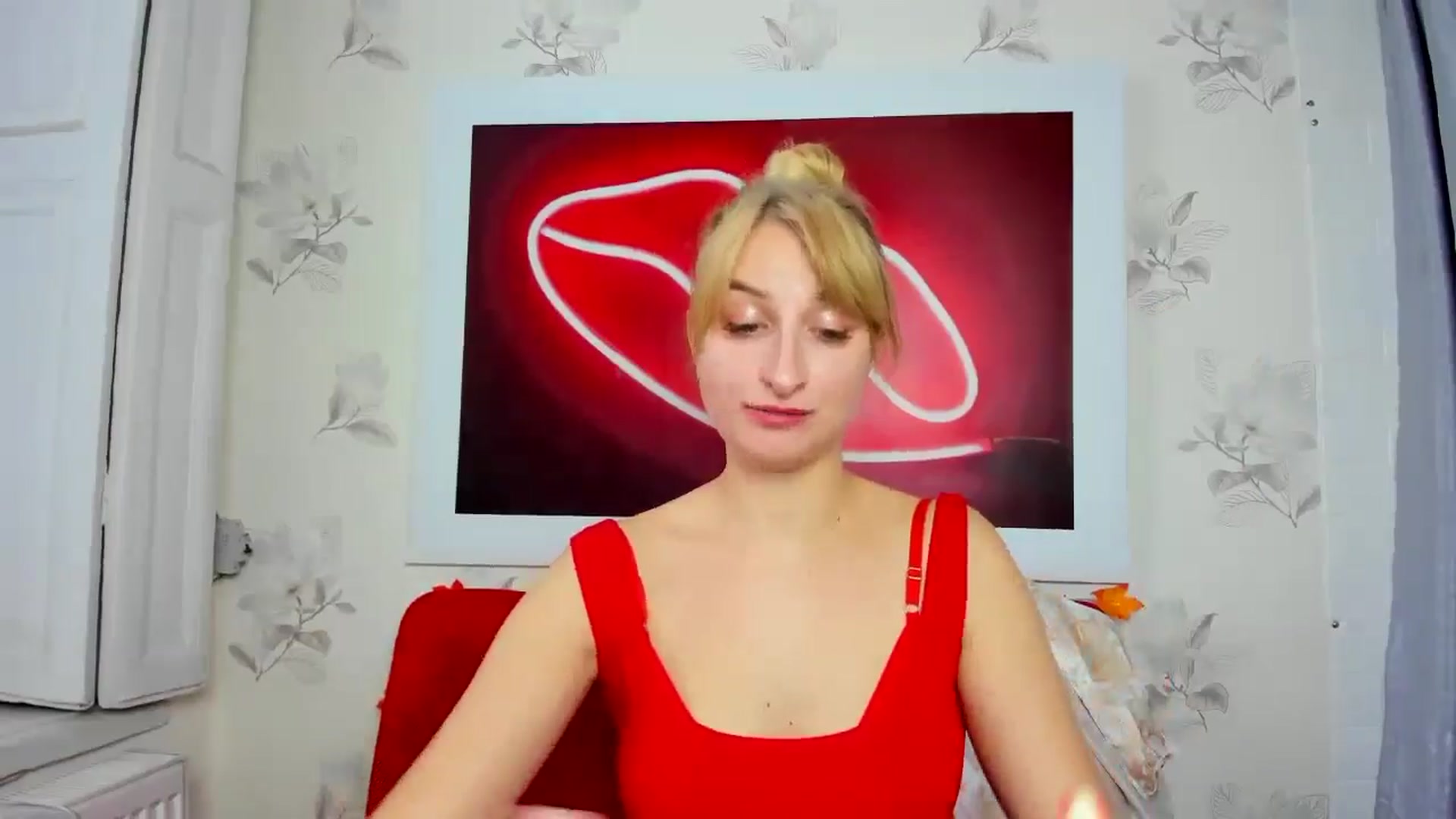 Gallery image thumbnail from EmiilyCandy's myfreecams stream on, 11/21/2024, 13:41 image 19 of 20