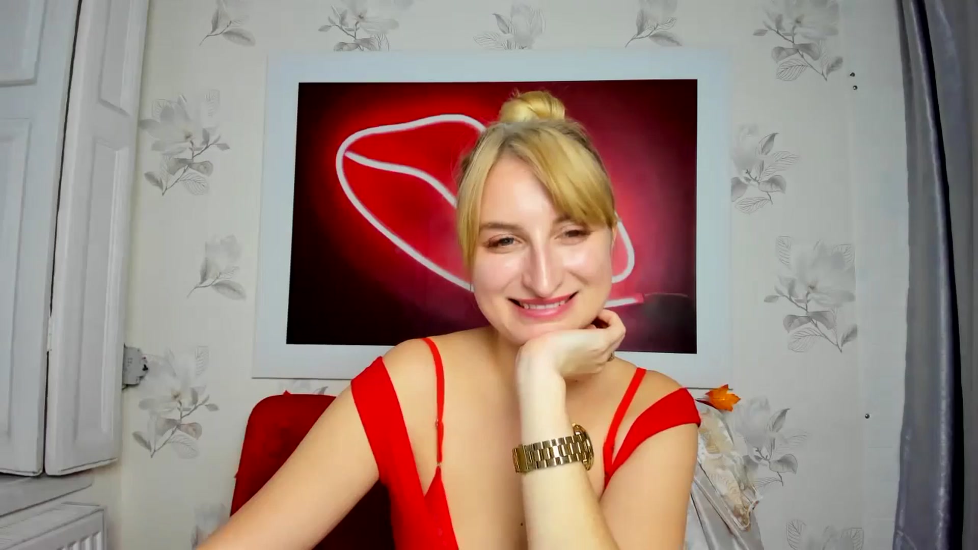Gallery image thumbnail from EmiilyCandy's myfreecams stream on, 11/21/2024, 14:57 image 6 of 20