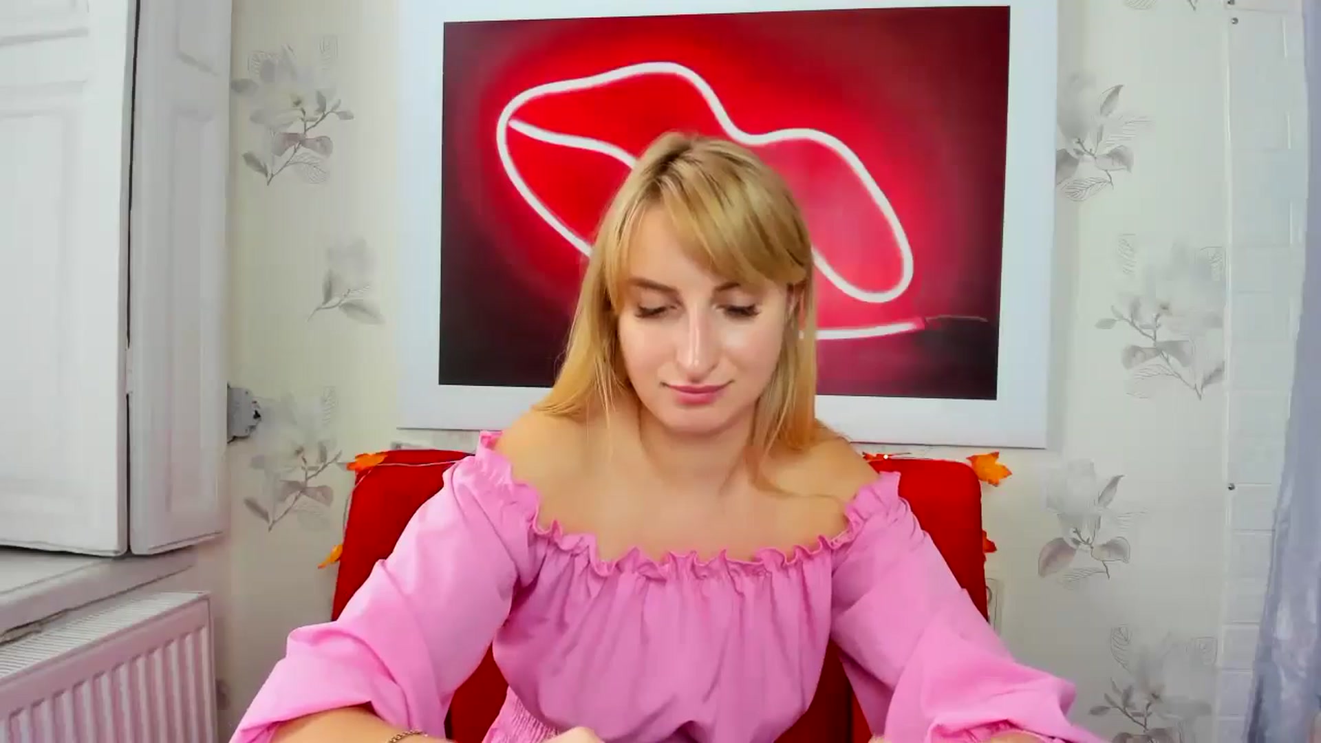 Gallery image thumbnail from EmiilyCandy's myfreecams stream on, 11/22/2024, 11:54 image 15 of 20