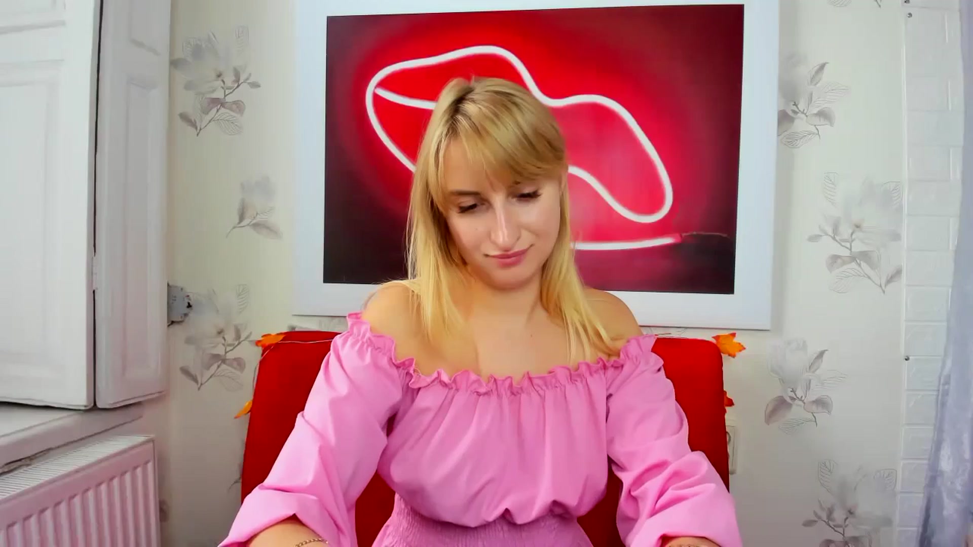 Gallery image thumbnail from EmiilyCandy's myfreecams stream on, 11/22/2024, 11:54 image 12 of 20