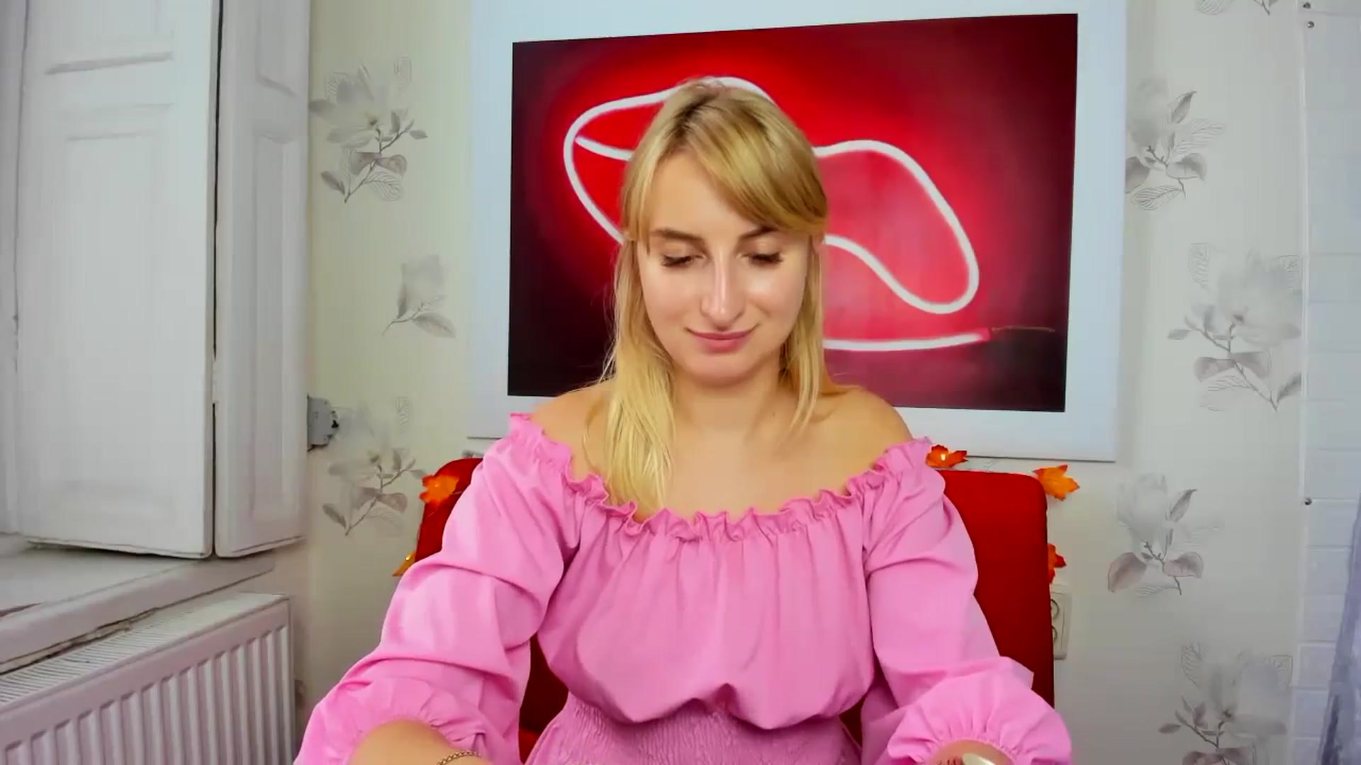 Gallery image thumbnail from EmiilyCandy's myfreecams stream on, 11/22/2024, 13:04 image 15 of 20