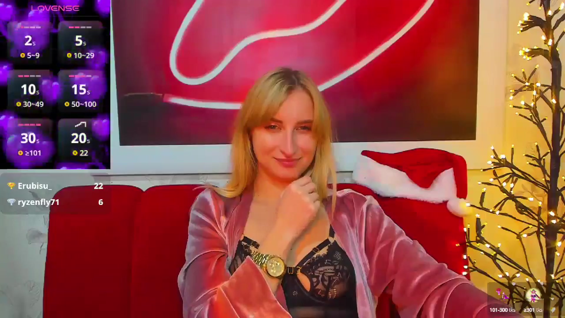 Gallery image thumbnail from EmiilyCandy's myfreecams stream on, 12/25/2024, 13:50 image 18 of 20