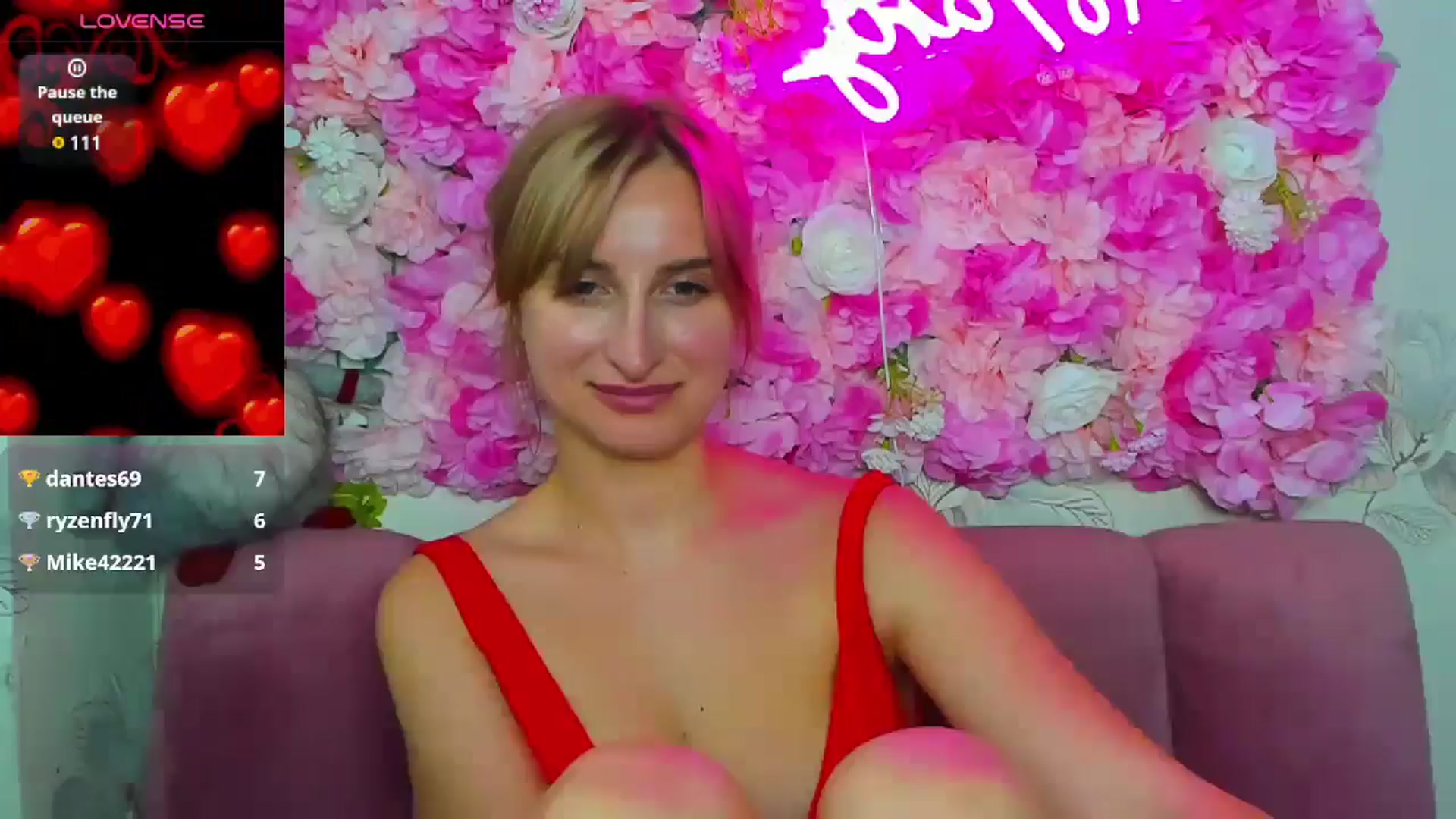 Gallery image thumbnail from EmiilyCandy's myfreecams stream on, 12/30/2024, 13:01 image 8 of 20