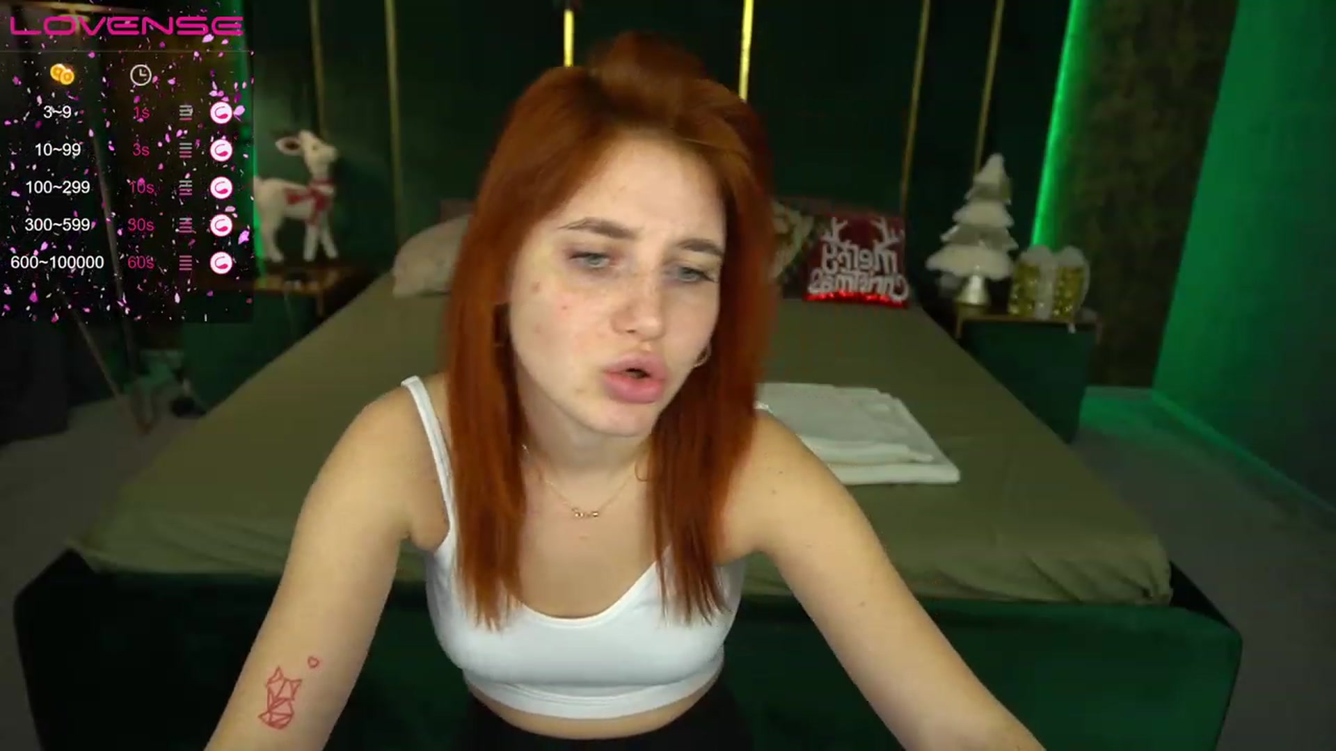 Gallery image thumbnail from EmiilyFox's myfreecams stream on, 12/25/2023, 12:49 image 13 of 20