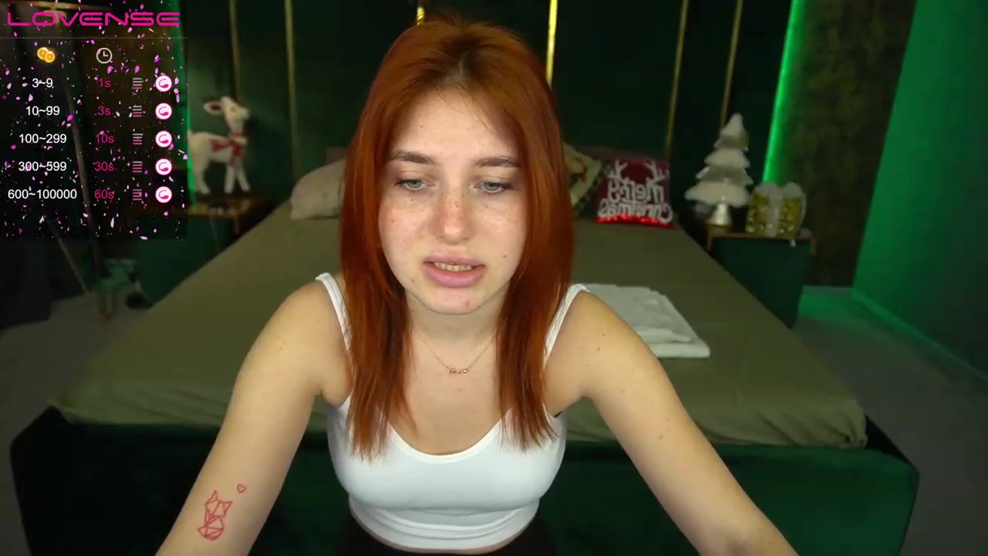Gallery image thumbnail from EmiilyFox's myfreecams stream on, 12/25/2023, 12:49 image 11 of 20