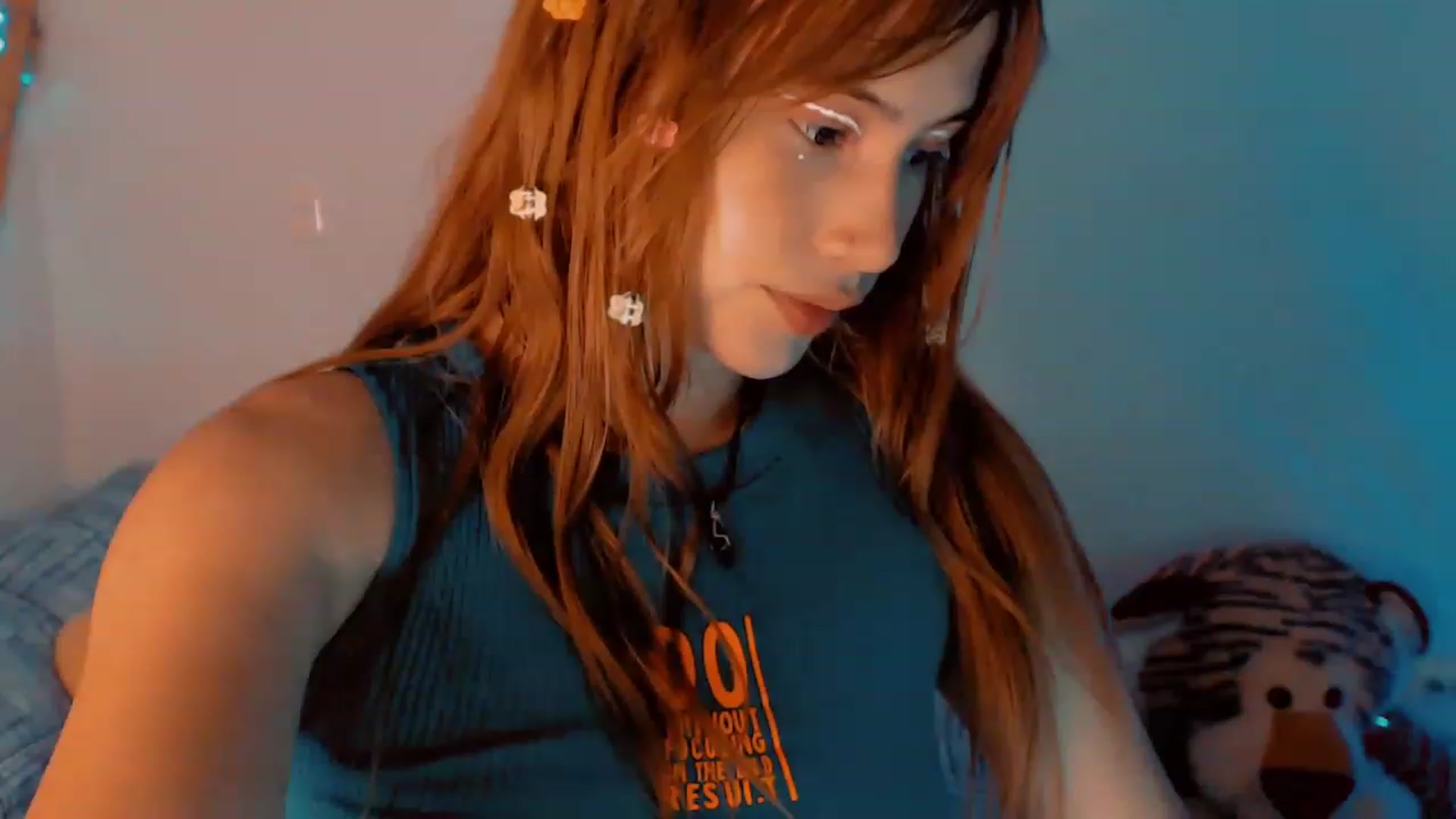Gallery image thumbnail from Emil_y1's myfreecams stream on, 12/29/2022, 08:11 image 7 of 20