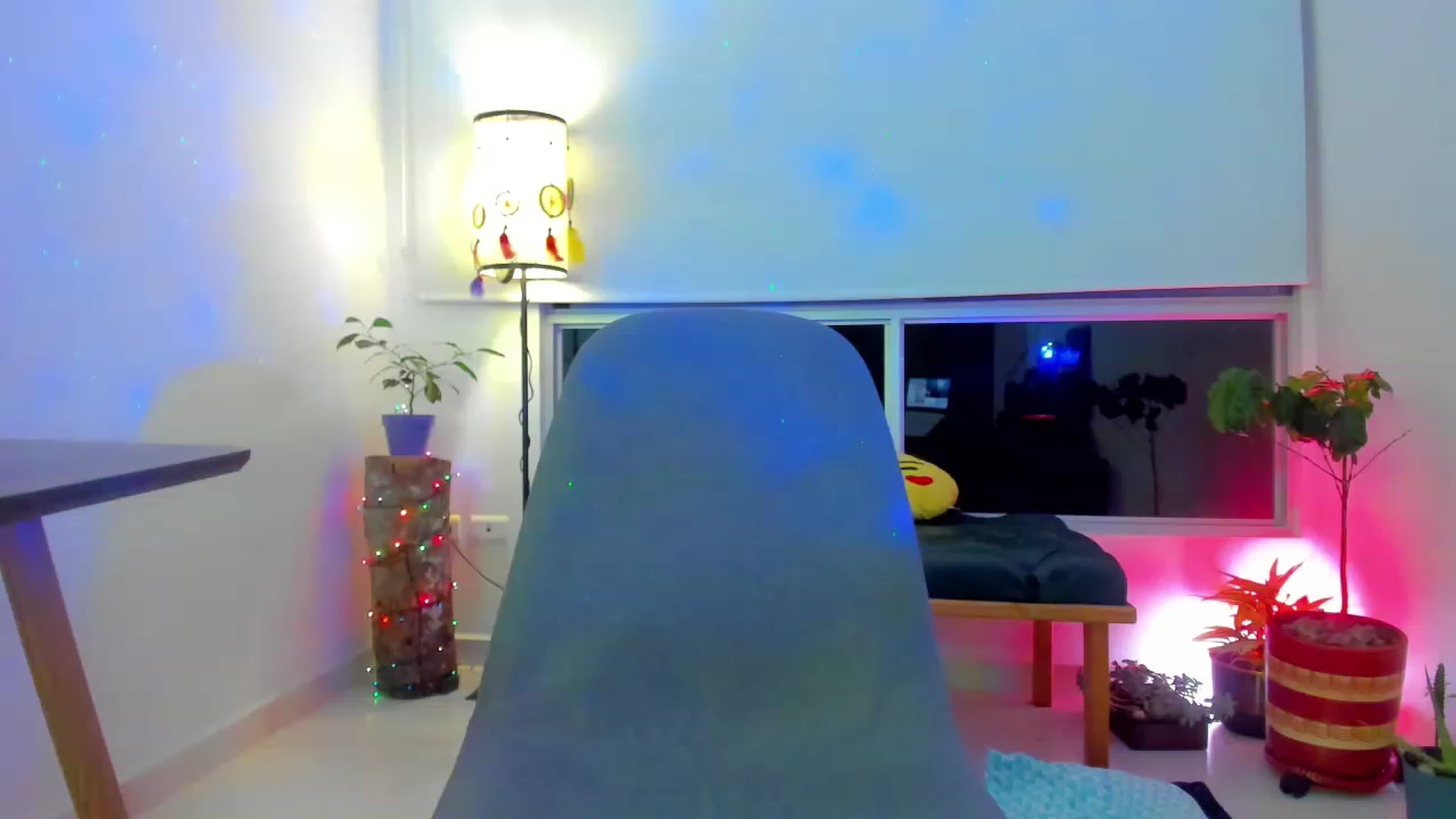Gallery image thumbnail from Emil_y1's myfreecams stream on, 03/15/2023, 07:43 image 9 of 20