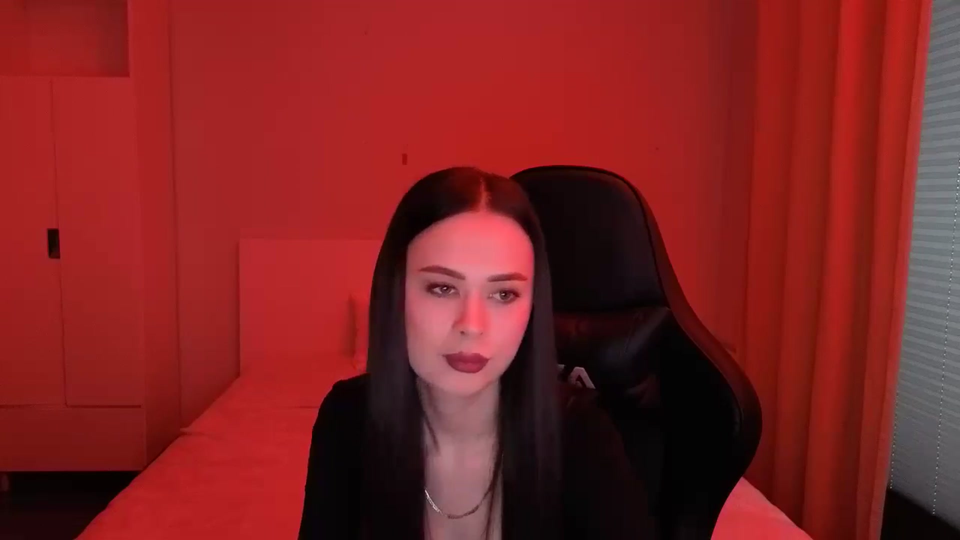 Gallery image thumbnail from Emili's myfreecams stream on, 02/13/2026, 15:16 image 11 of 20