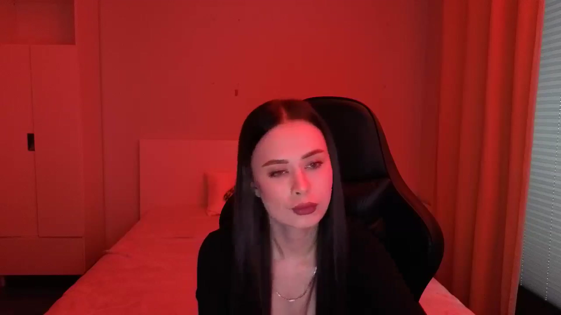 Gallery image thumbnail from Emili's myfreecams stream on, 02/13/2026, 15:16 image 6 of 20