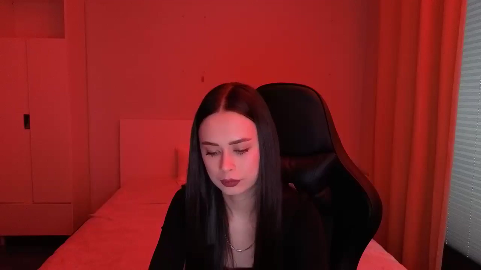 Gallery image thumbnail from Emili's myfreecams stream on, 02/13/2026, 15:16 image 7 of 20